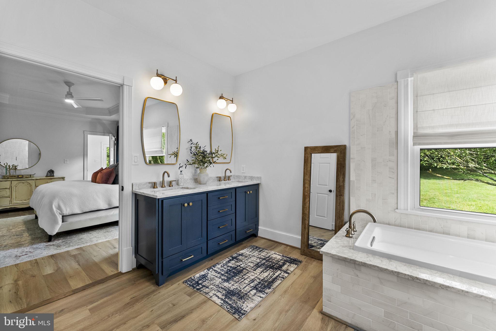 CLAIRMONT MANOR - Residential