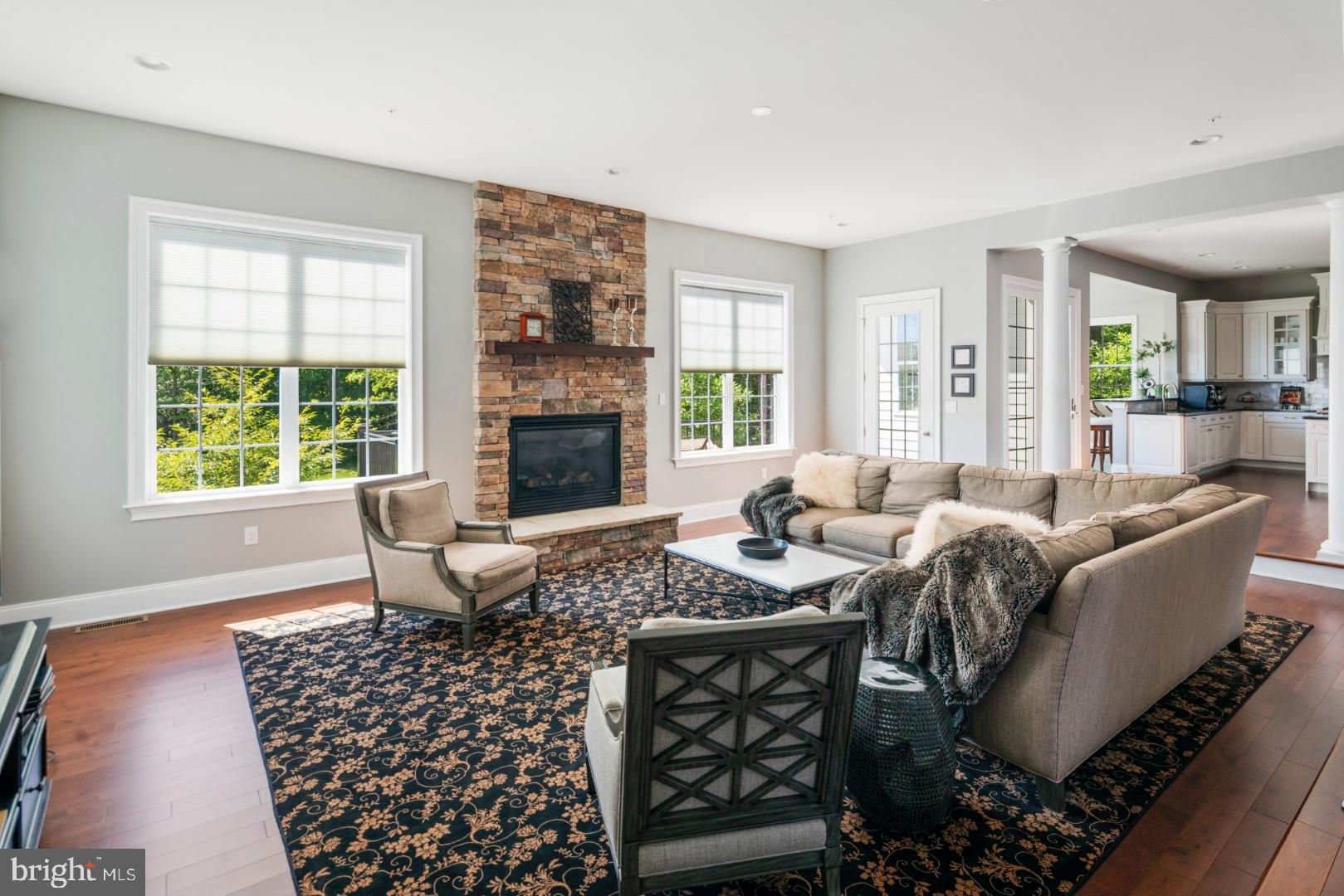 ESTATE AT MILL CREEK - Residential