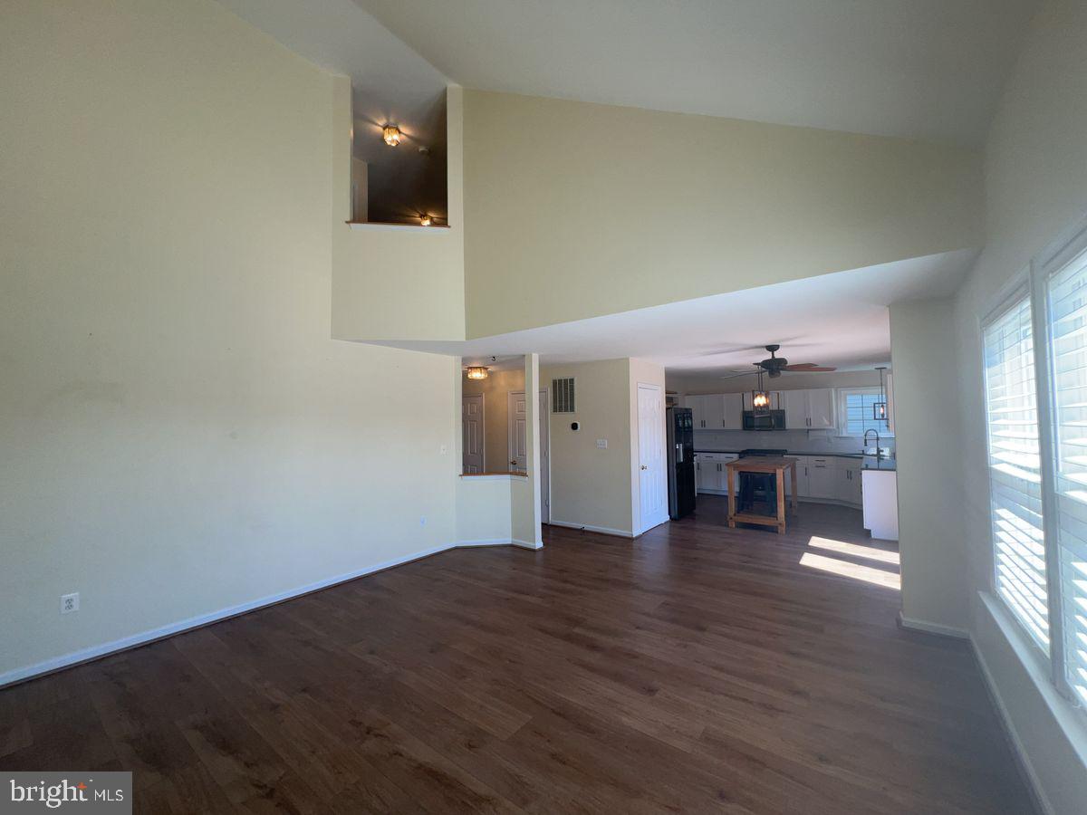 COVENTRY - Residential Lease