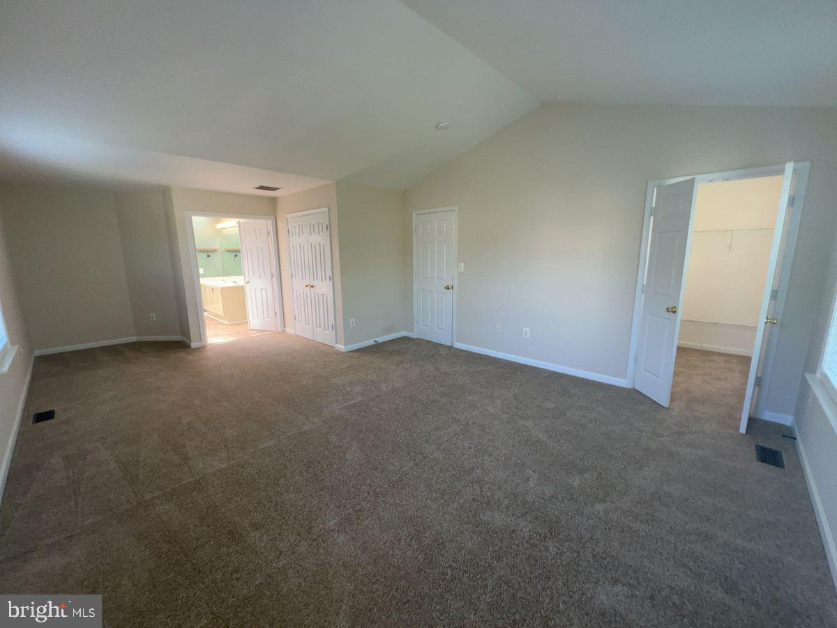 COVENTRY - Residential Lease
