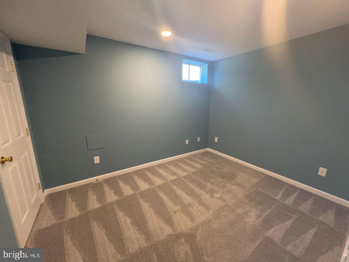 COVENTRY - Residential Lease