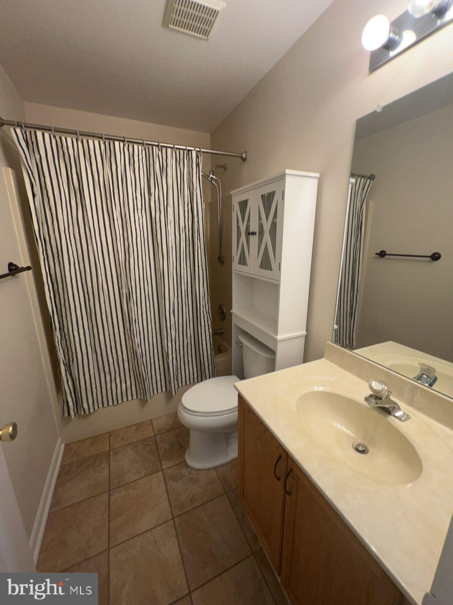 COVENTRY - Residential Lease