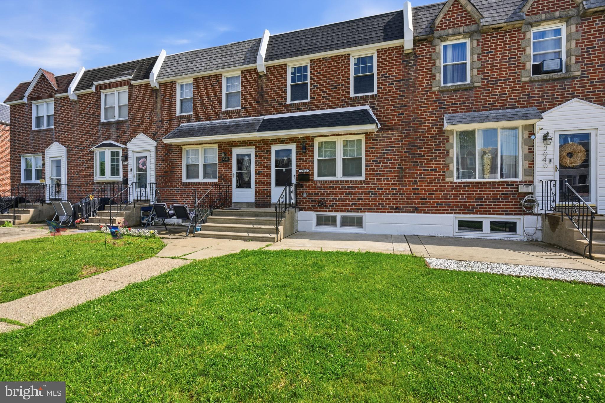 ACADEMY GARDENS - Residential