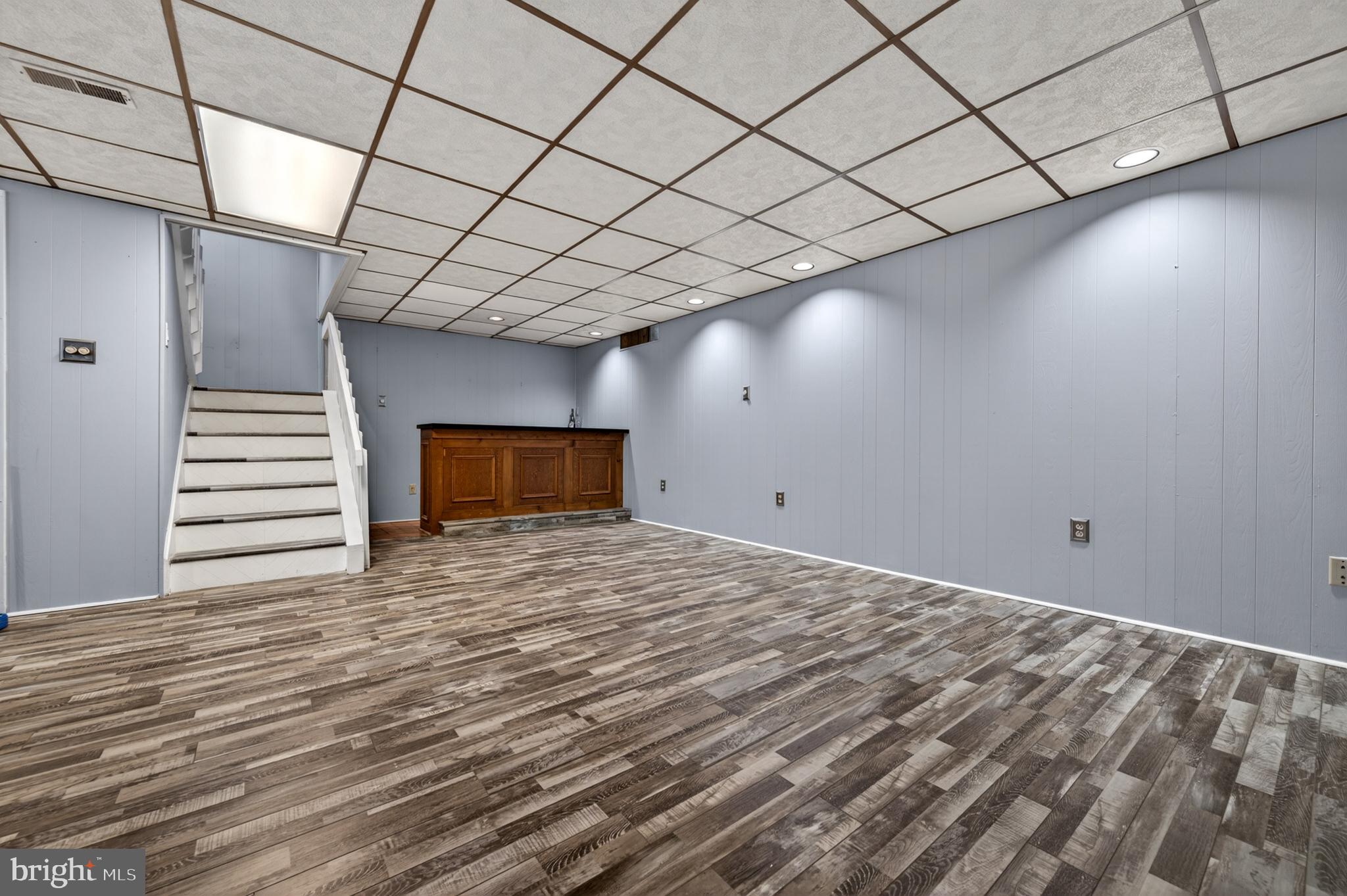 SUMMIT HOUSE - Residential