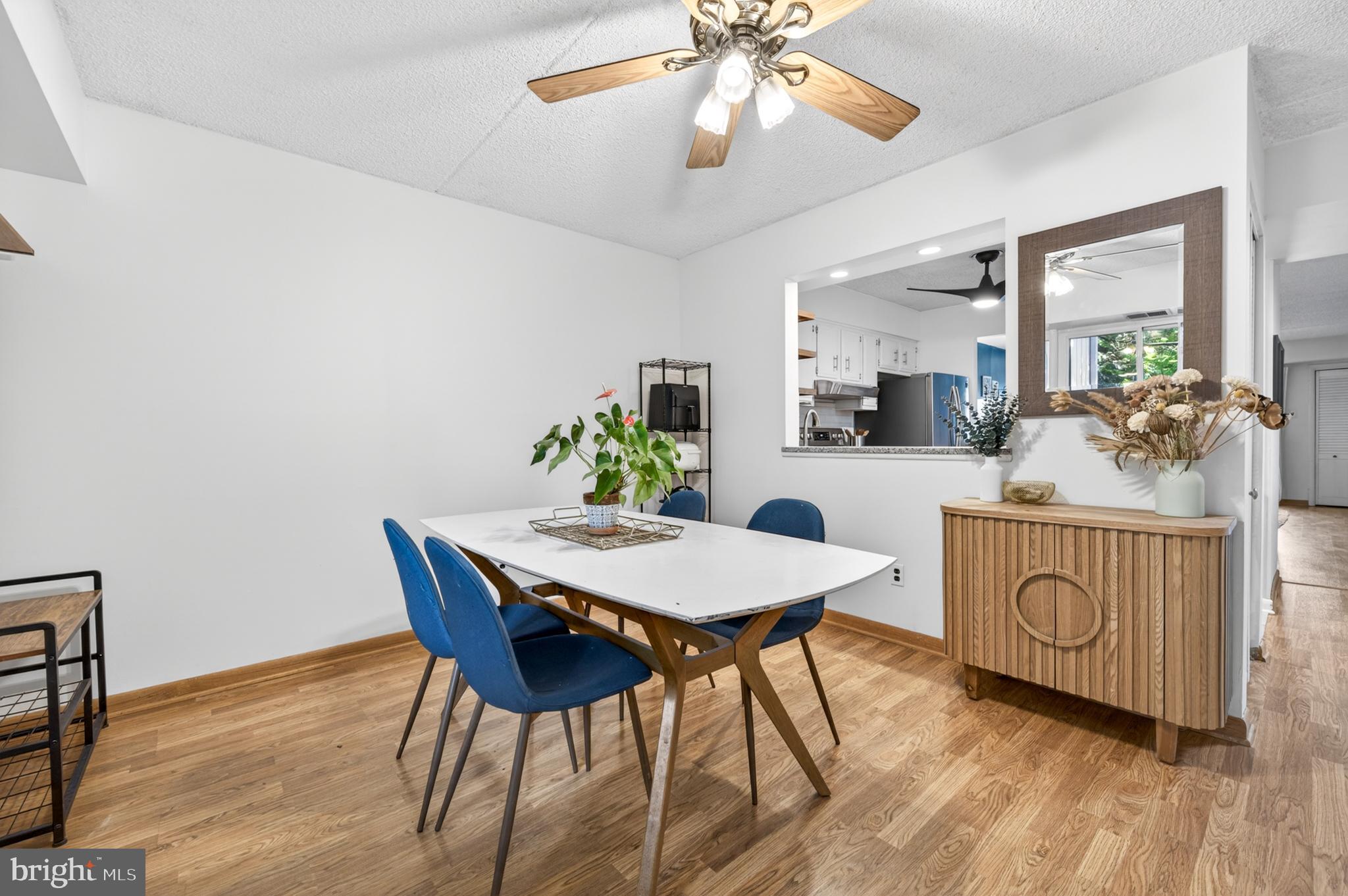 SUMMIT HOUSE - Residential