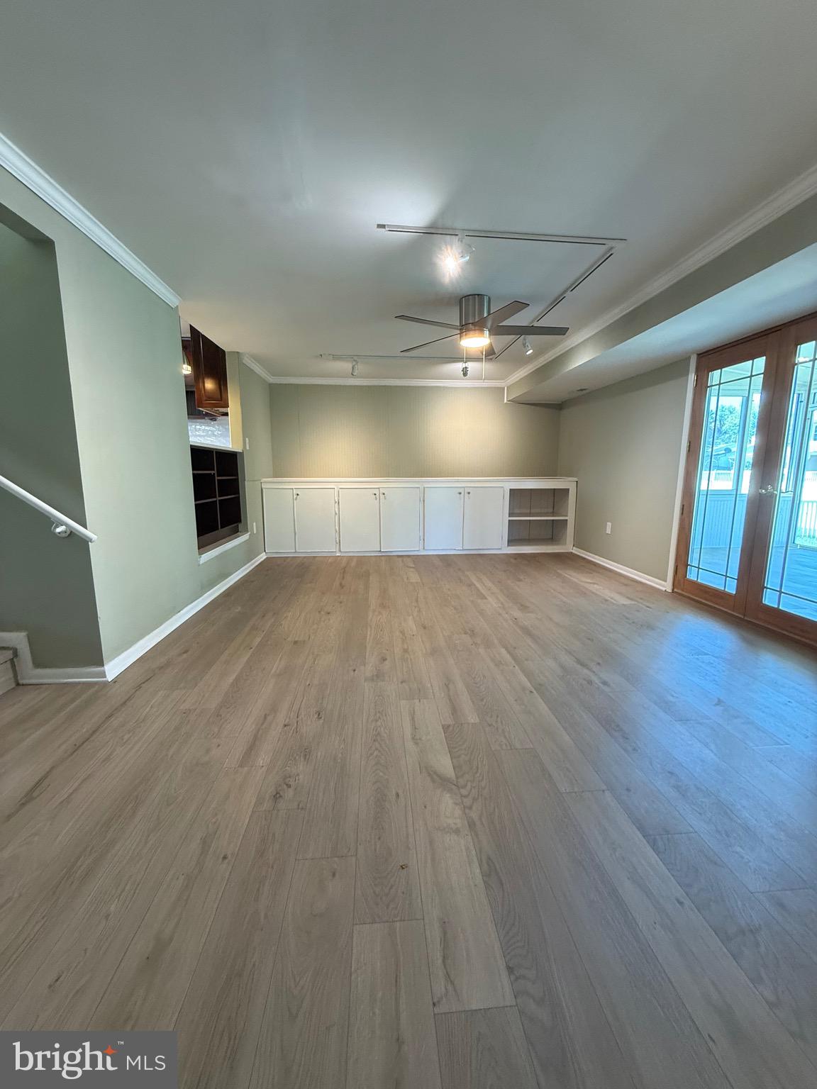 NORTH GATE HALL - Residential
