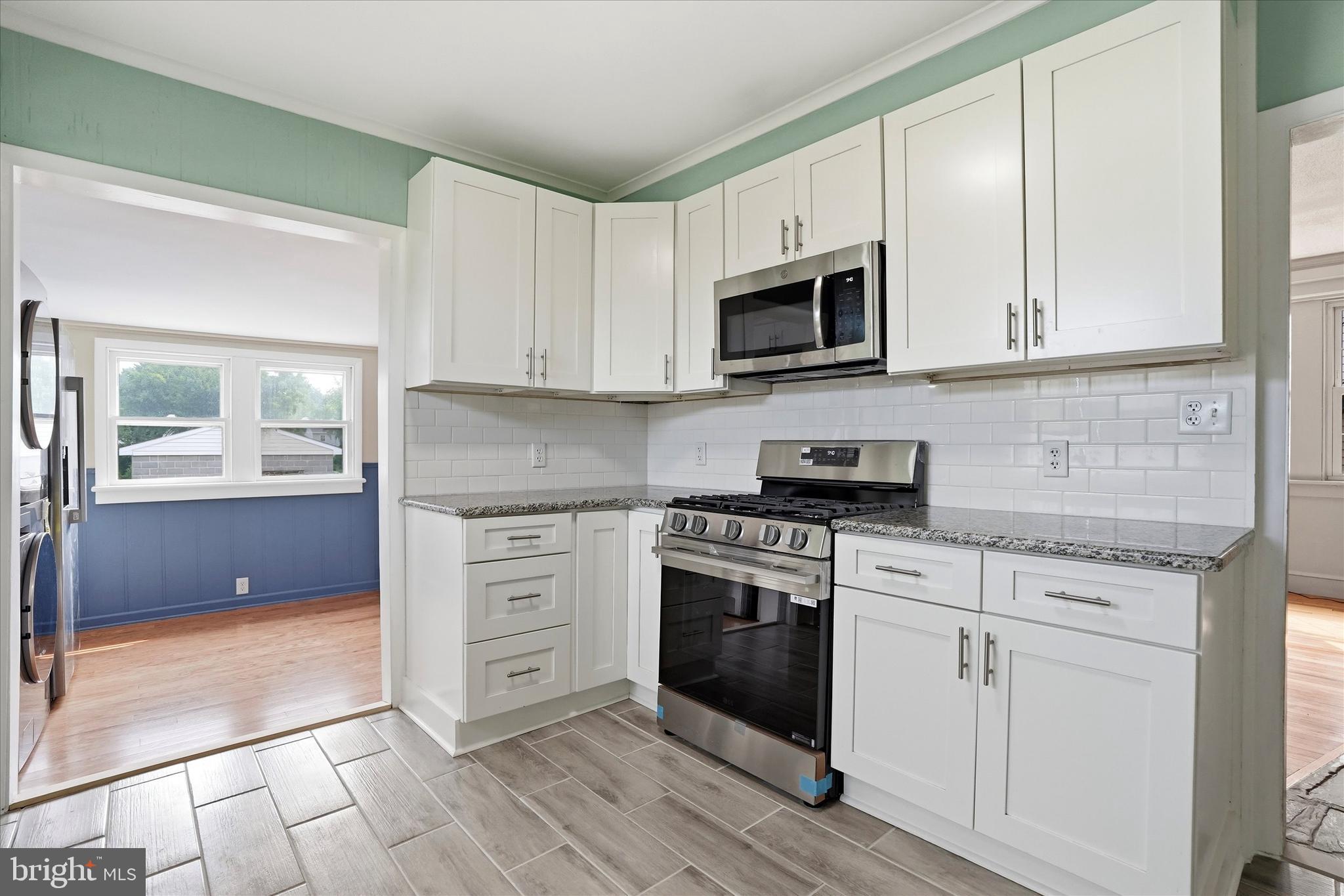 ROSLYN - Residential