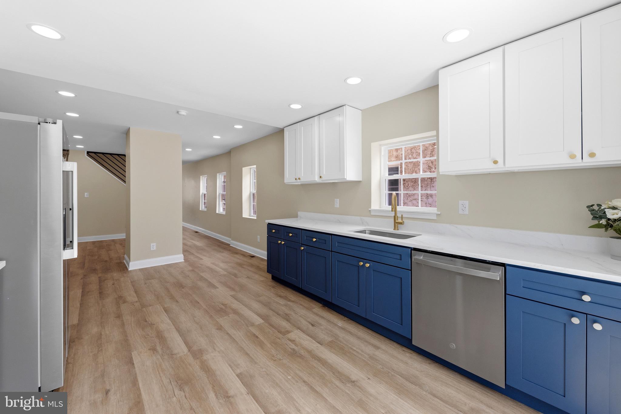 BRIDESBURG - Residential