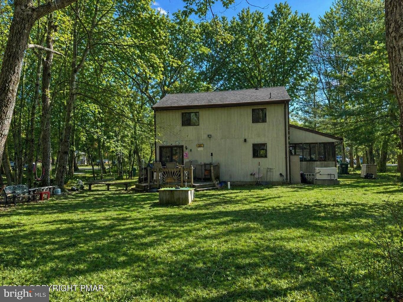 PINE RIDGE - Residential