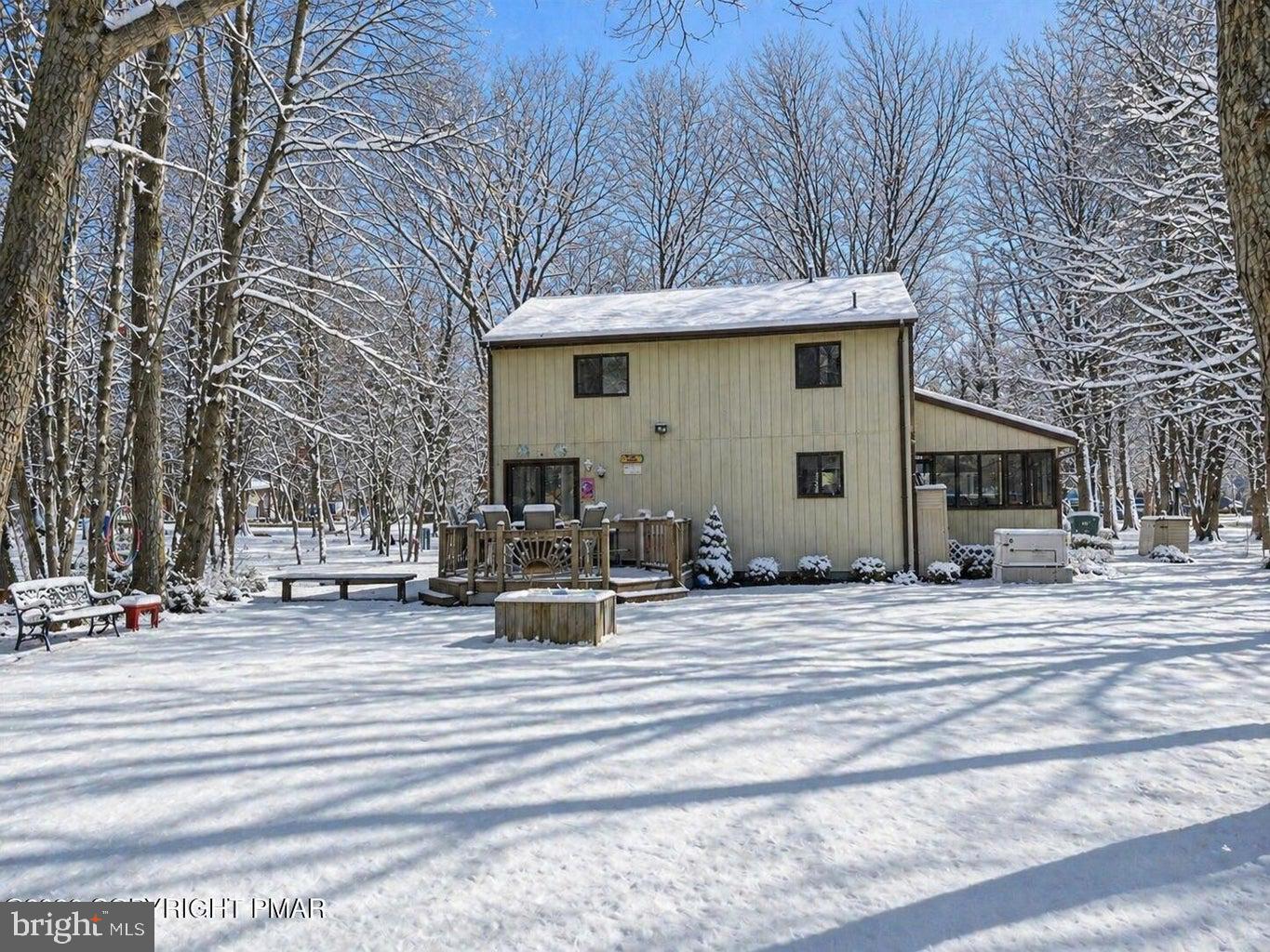 PINE RIDGE - Residential