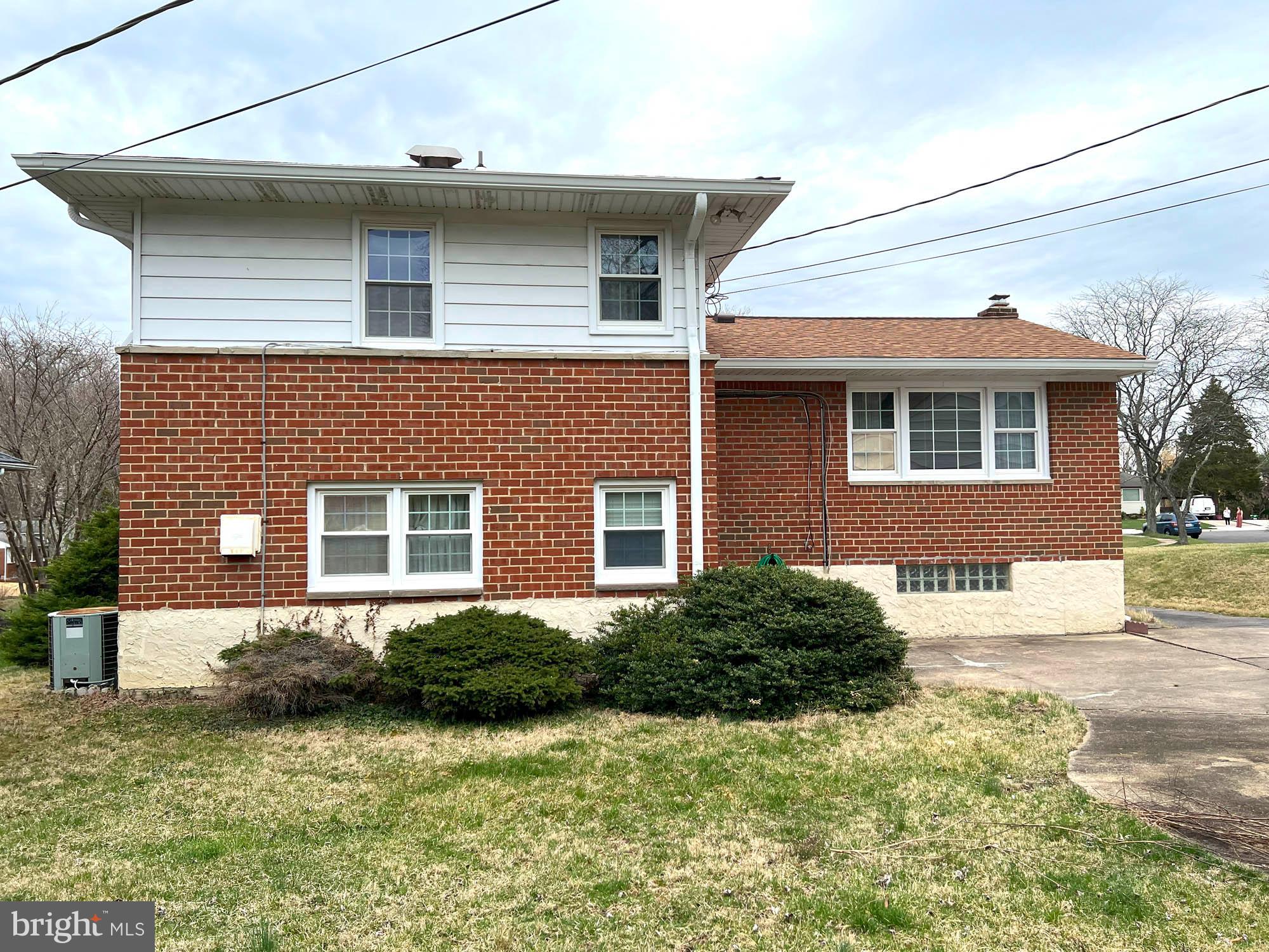 CAMPUS HILLS - Residential