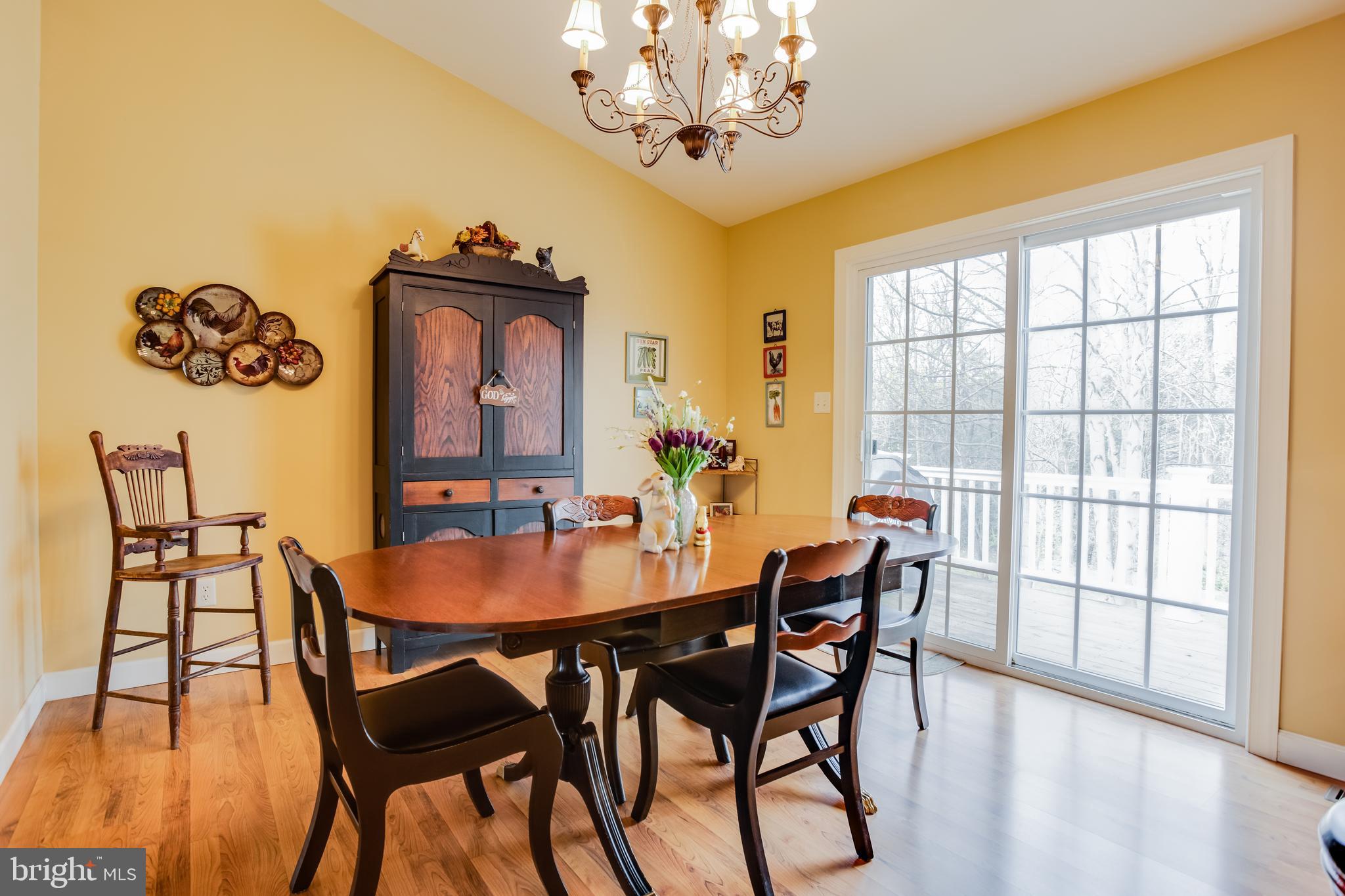LINWOOD KNOLL - Residential