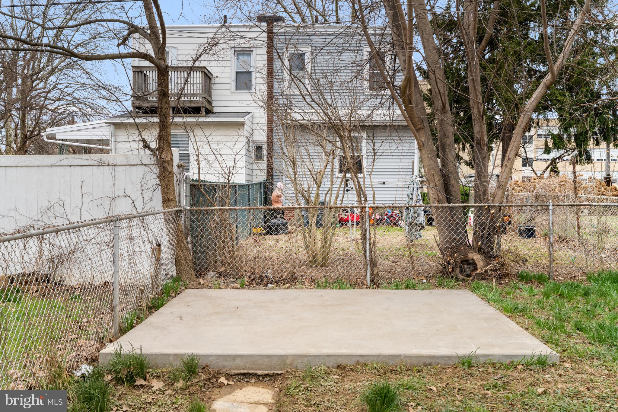 FOX CHASE - Residential