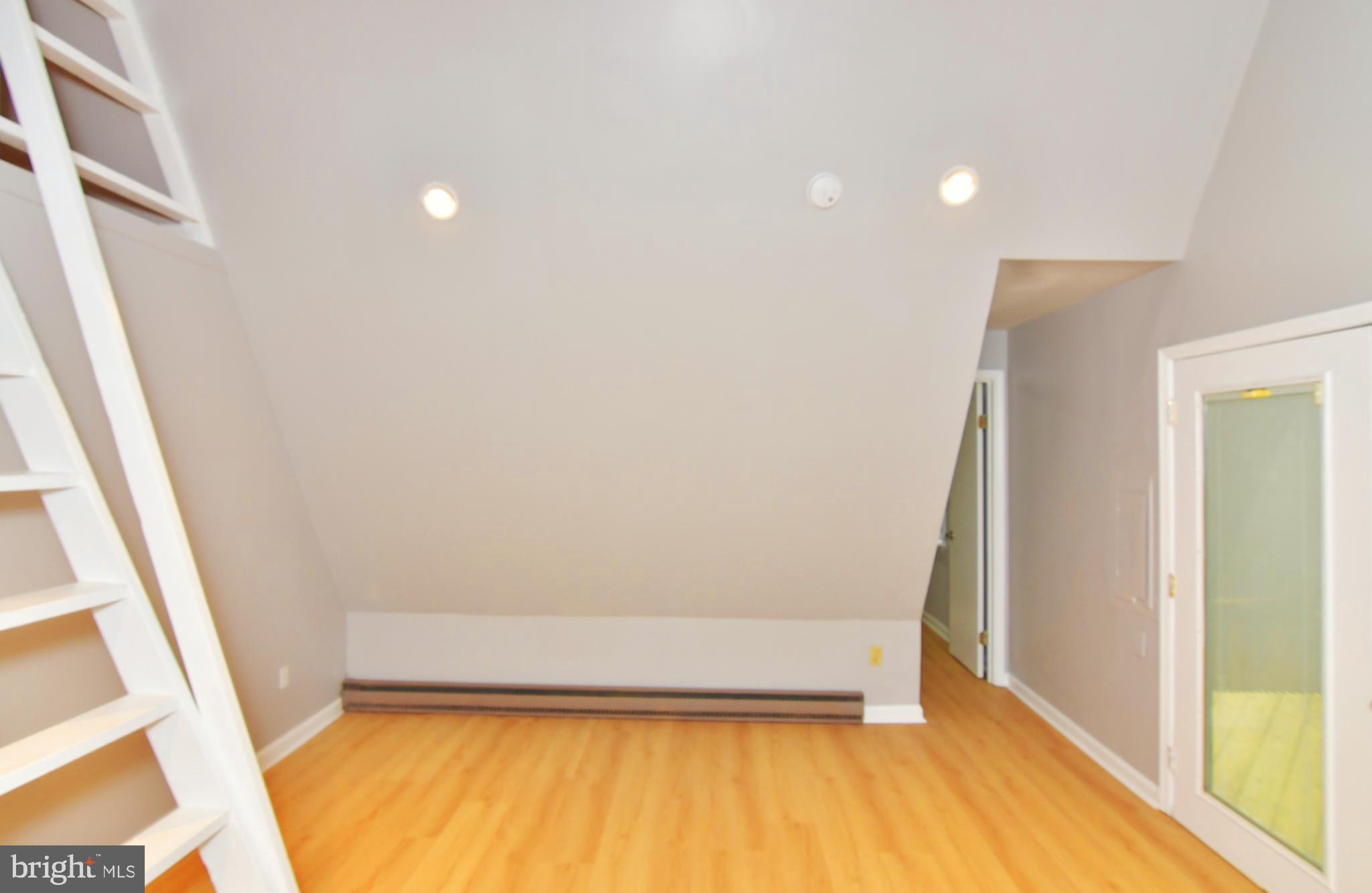 GLENWOOD FOREST - Residential