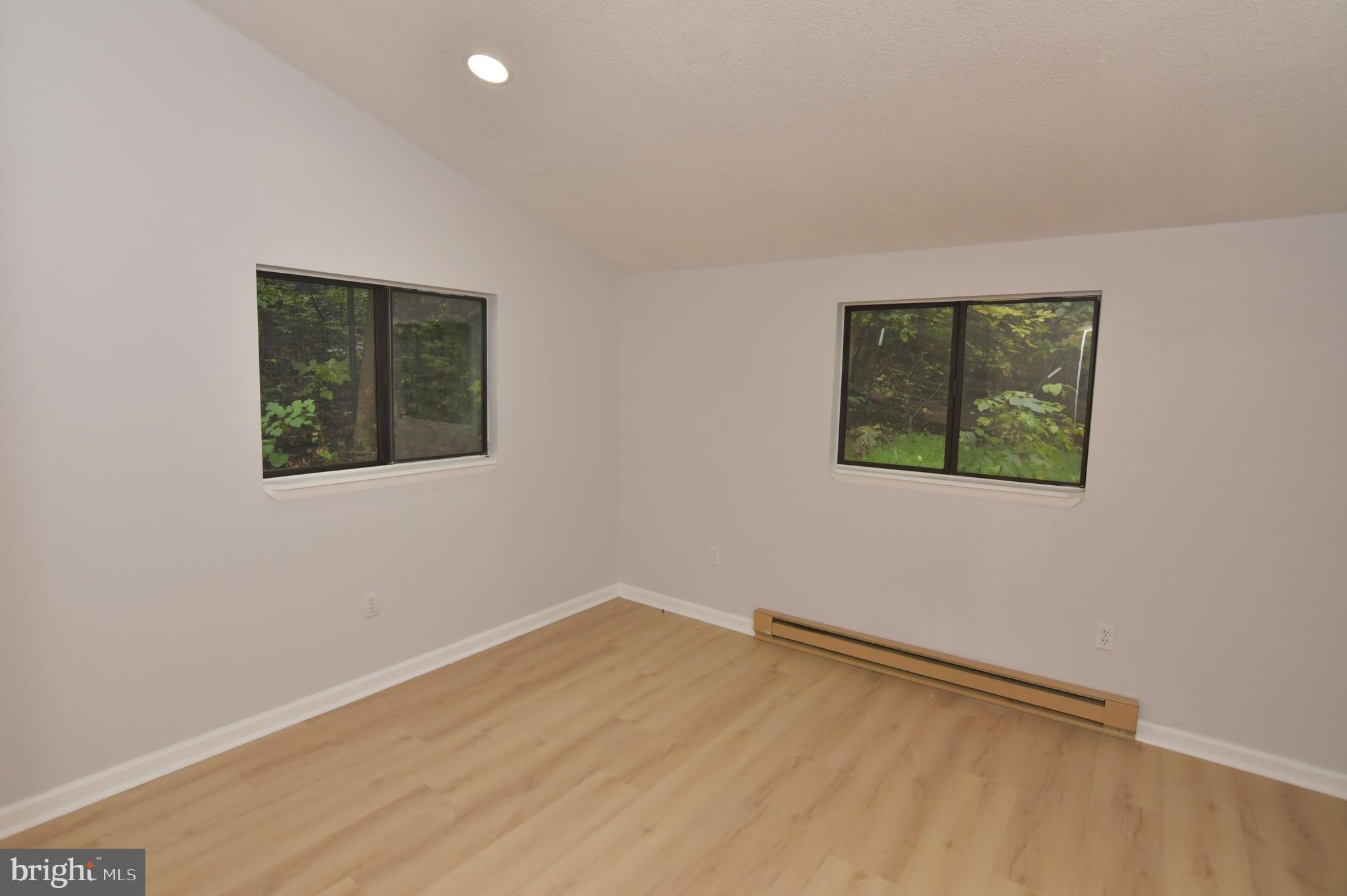 GLENWOOD FOREST - Residential
