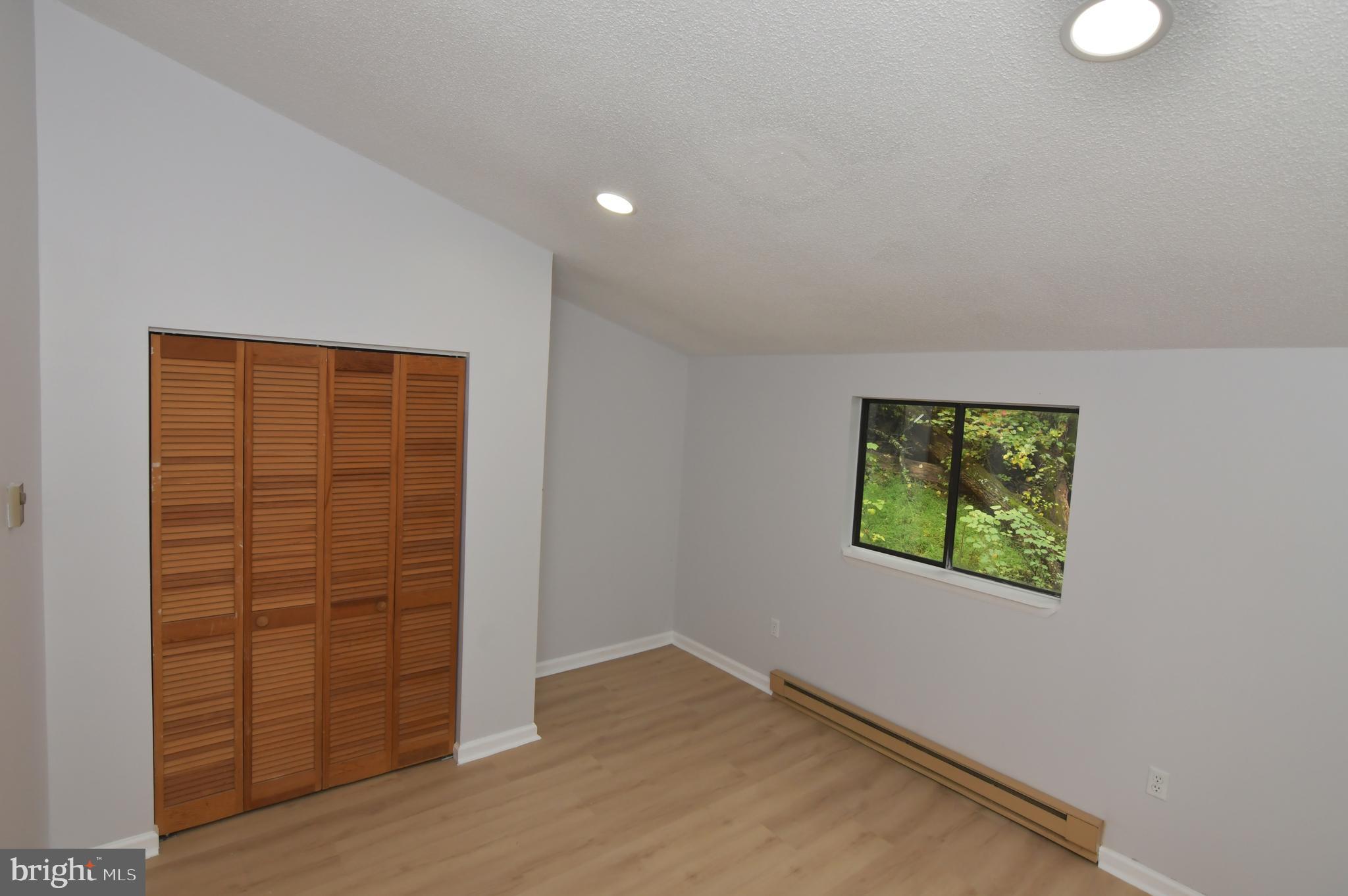 GLENWOOD FOREST - Residential
