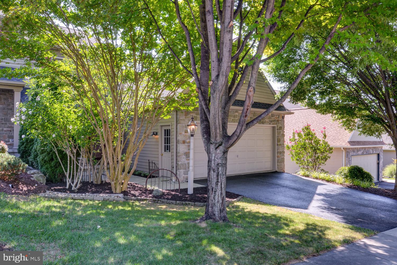 EAGLE HEIGHTS - Residential