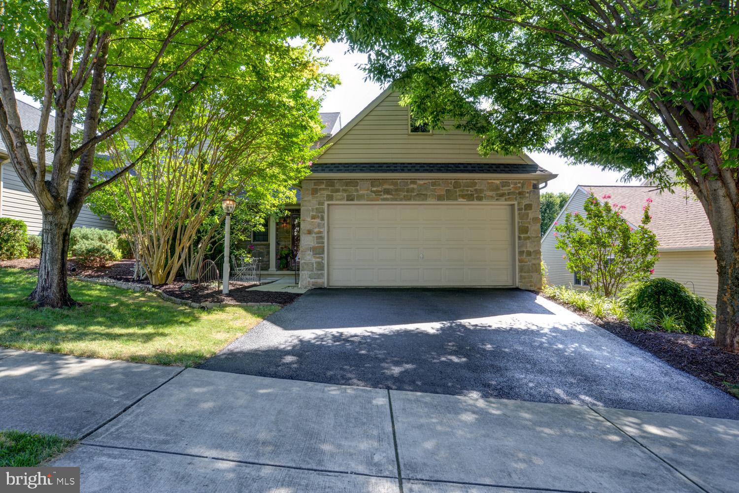 EAGLE HEIGHTS - Residential