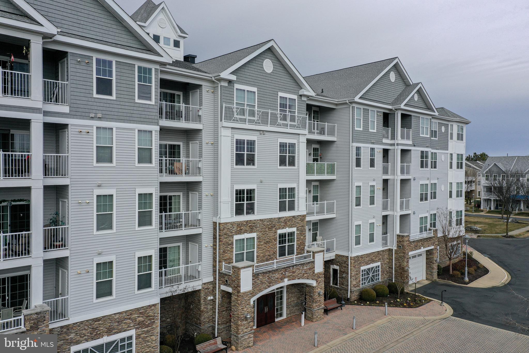 DEEP HARBOR - Residential