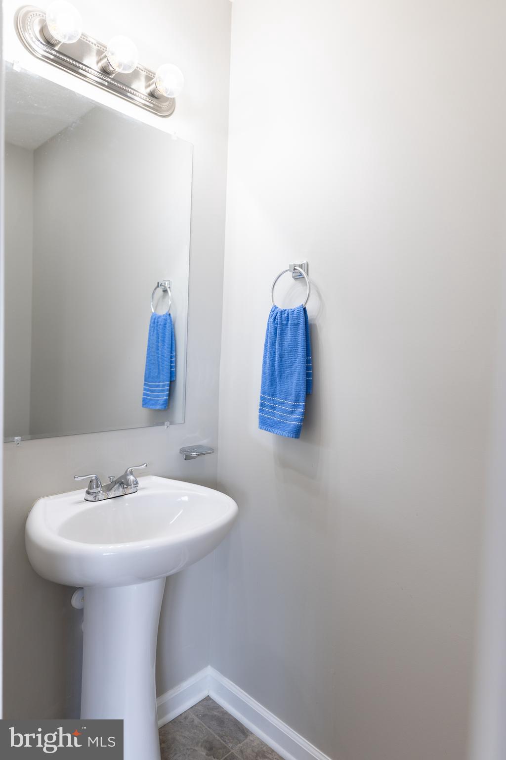 INWOOD VILLAGE - Residential