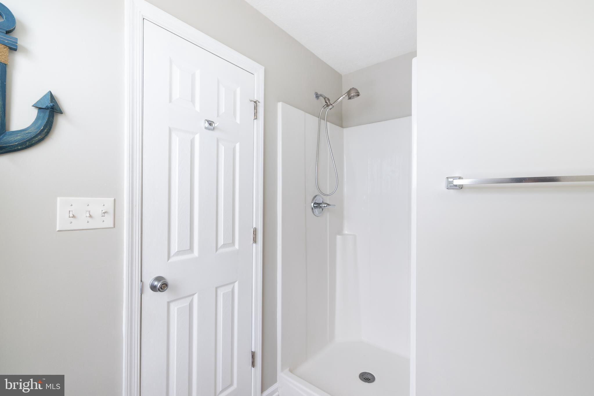 INWOOD VILLAGE - Residential