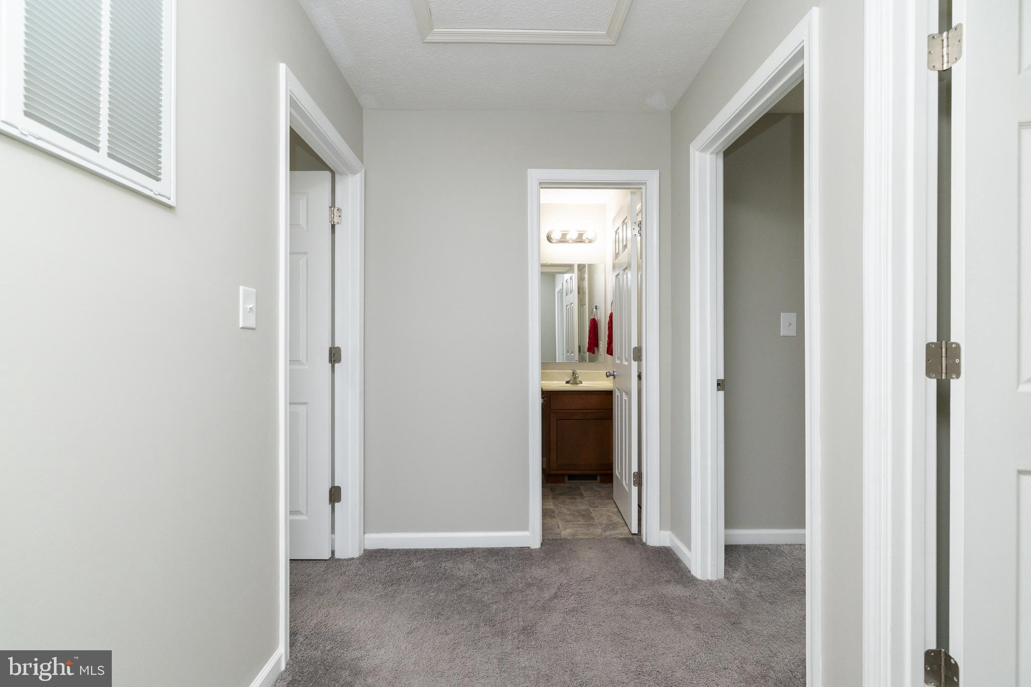 INWOOD VILLAGE - Residential
