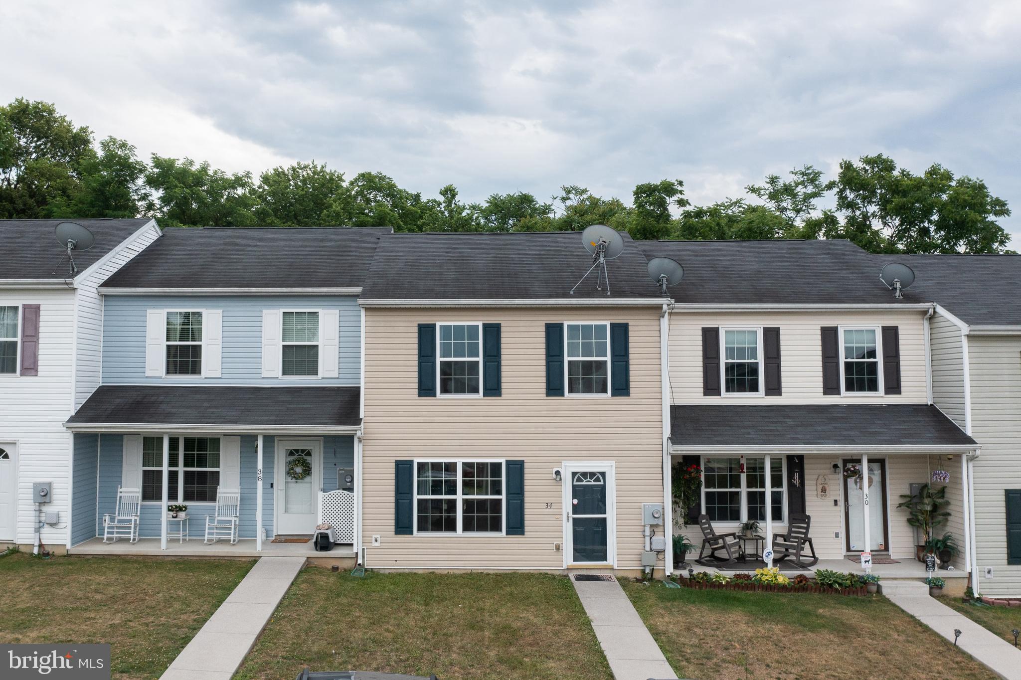 INWOOD VILLAGE - Residential