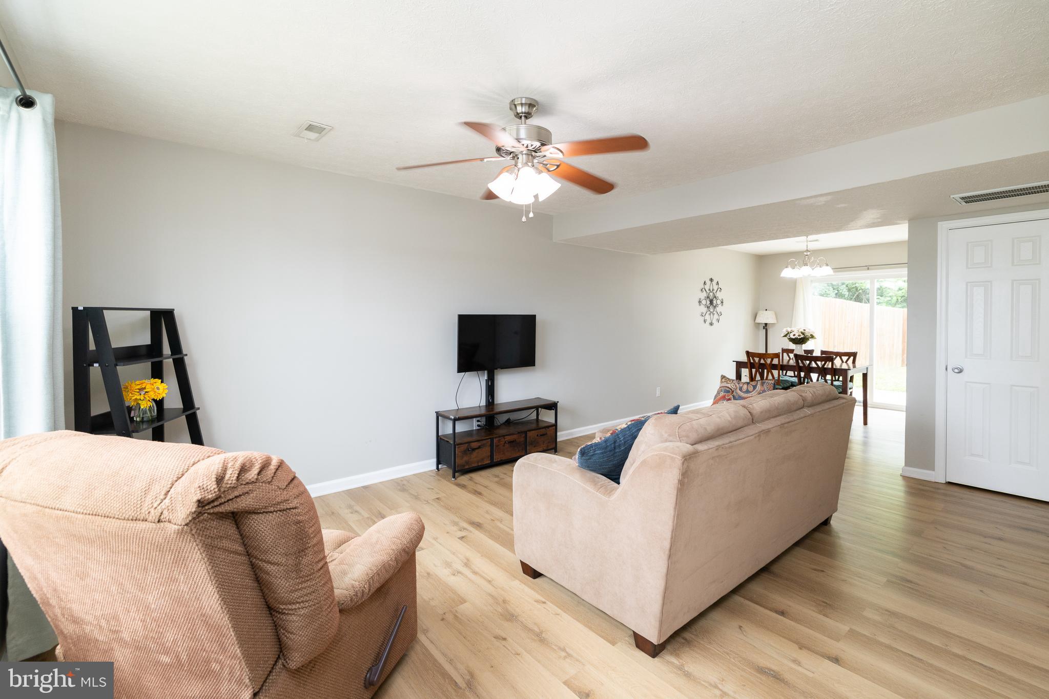 INWOOD VILLAGE - Residential
