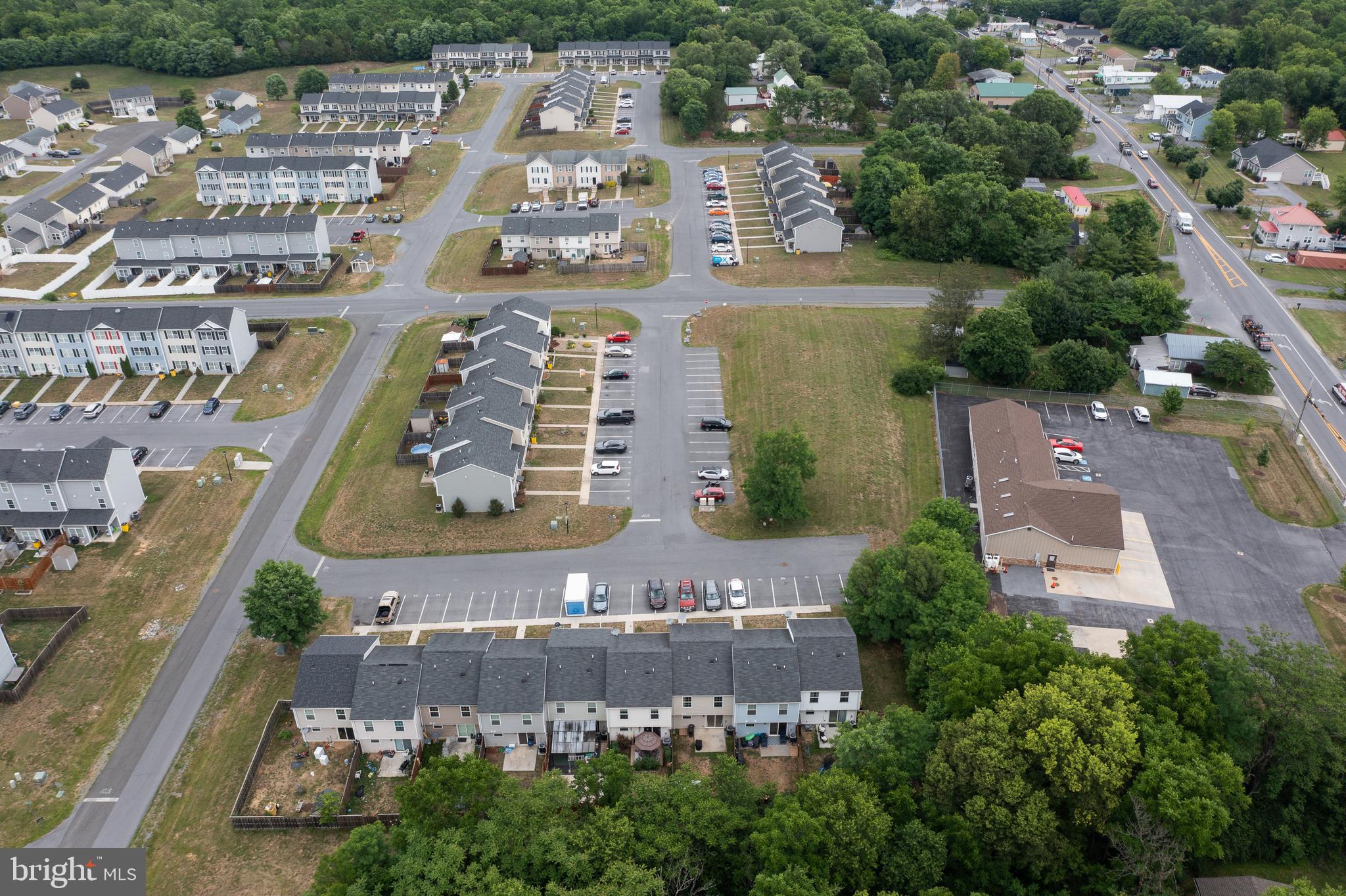 INWOOD VILLAGE - Residential