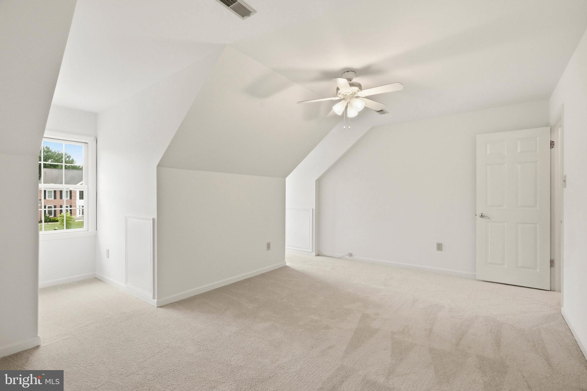 BURLEIGH MANOR - Residential