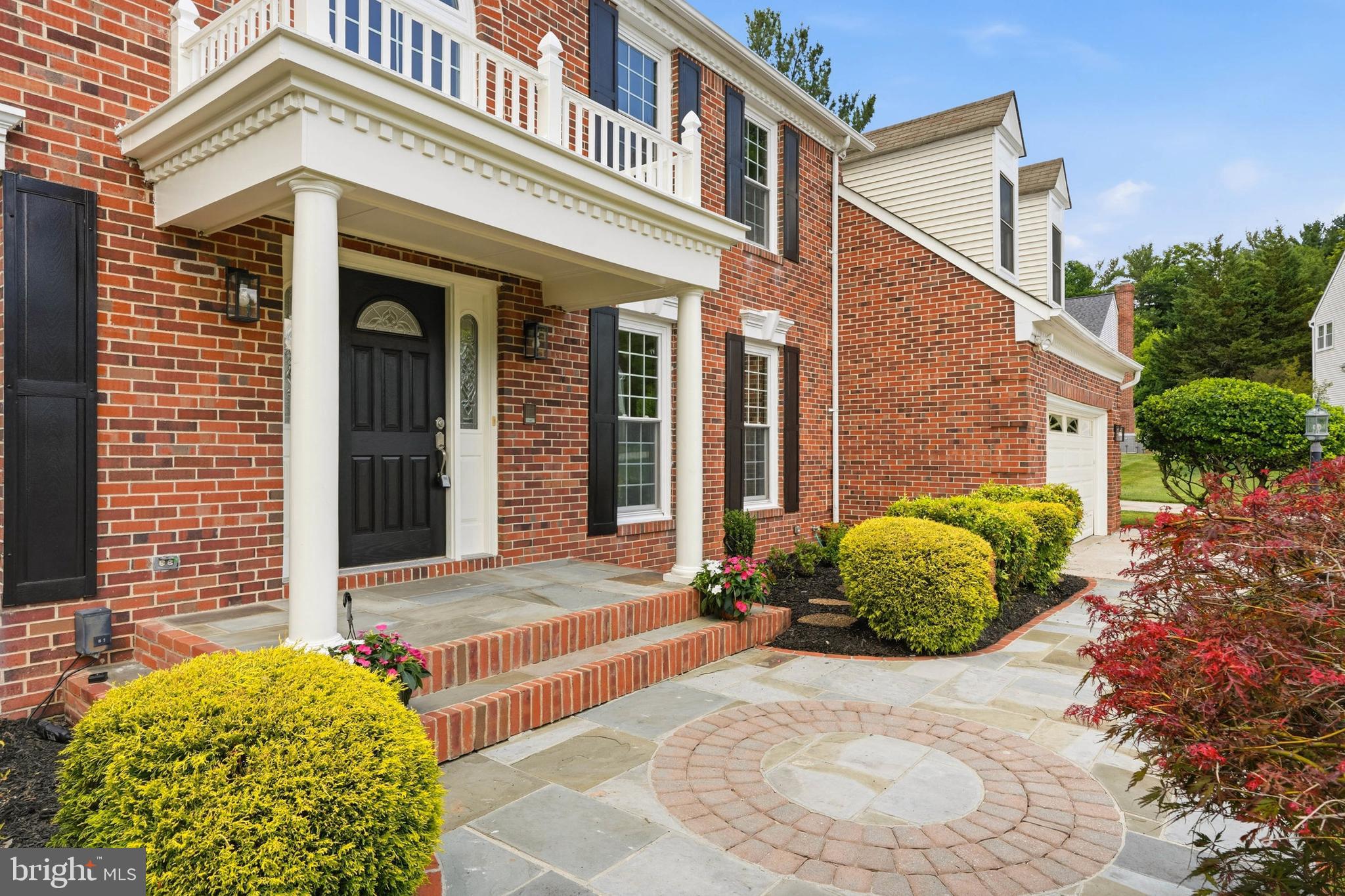 BURLEIGH MANOR - Residential