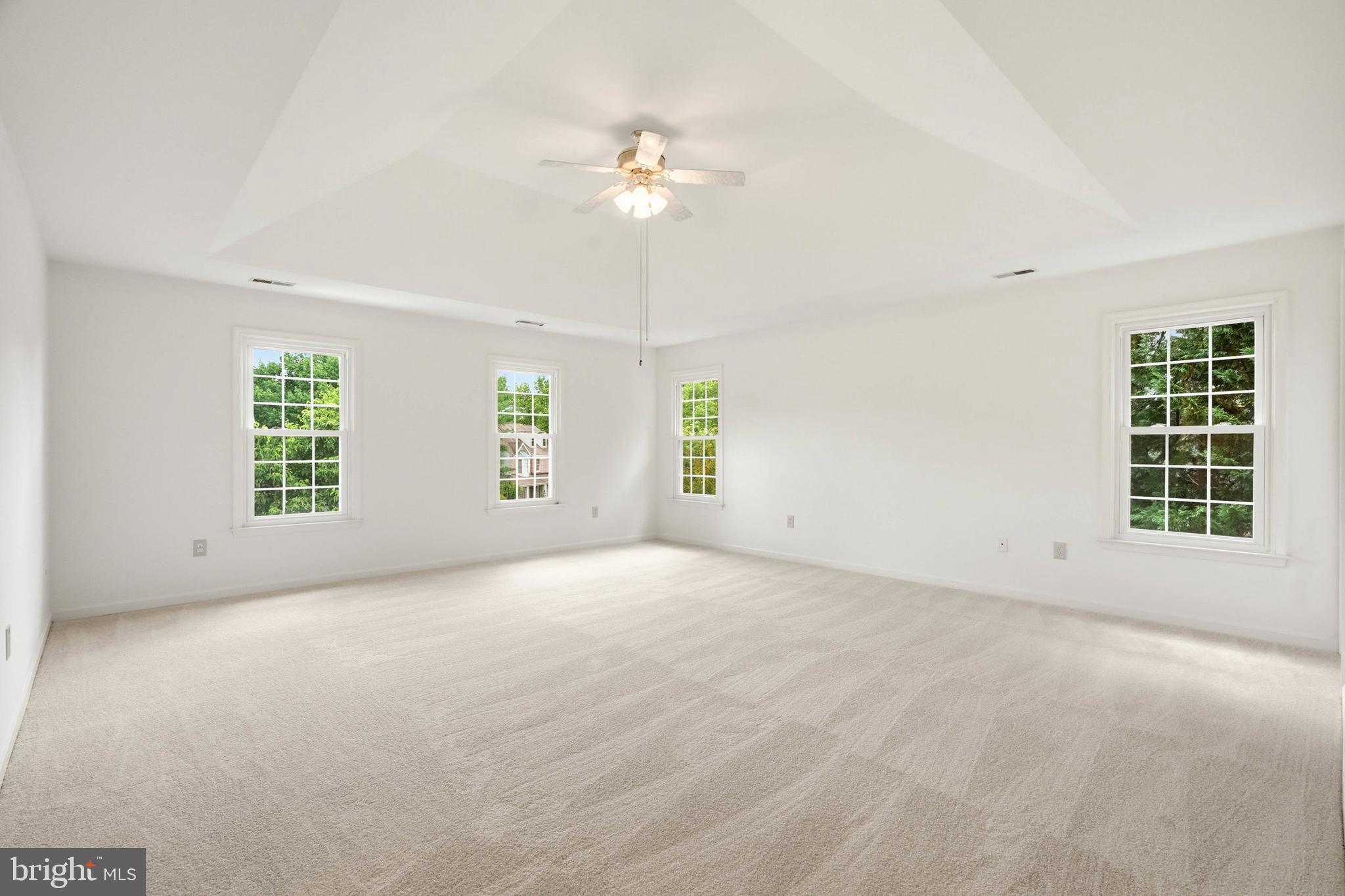BURLEIGH MANOR - Residential