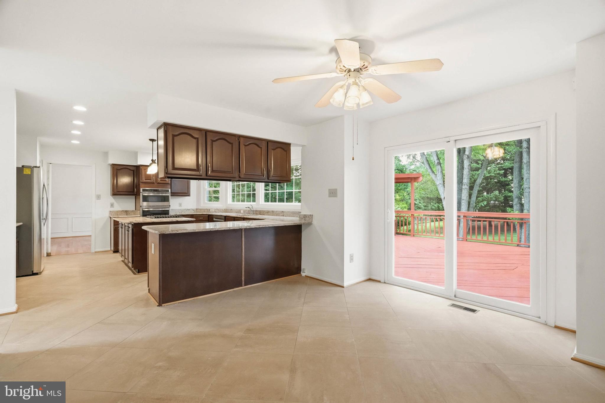 BURLEIGH MANOR - Residential