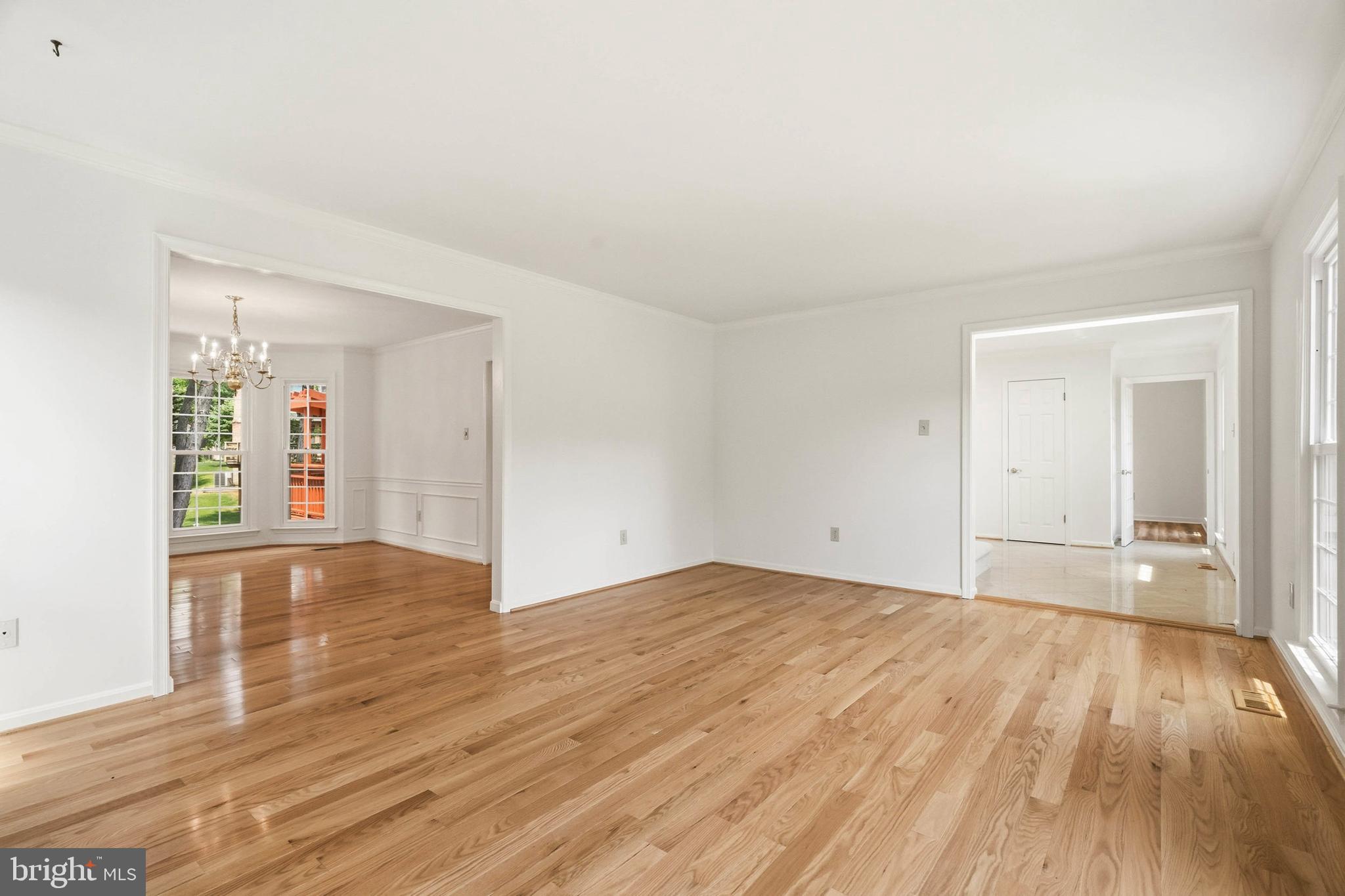 BURLEIGH MANOR - Residential