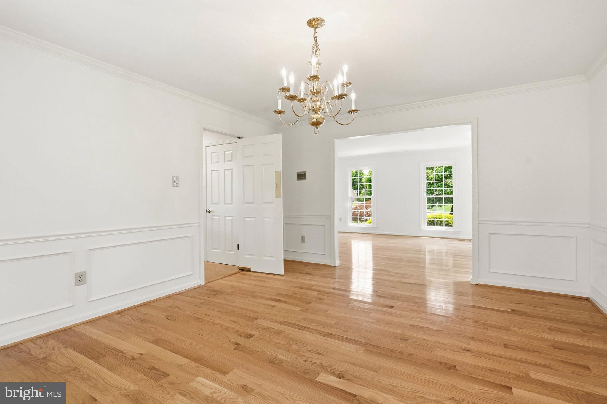BURLEIGH MANOR - Residential