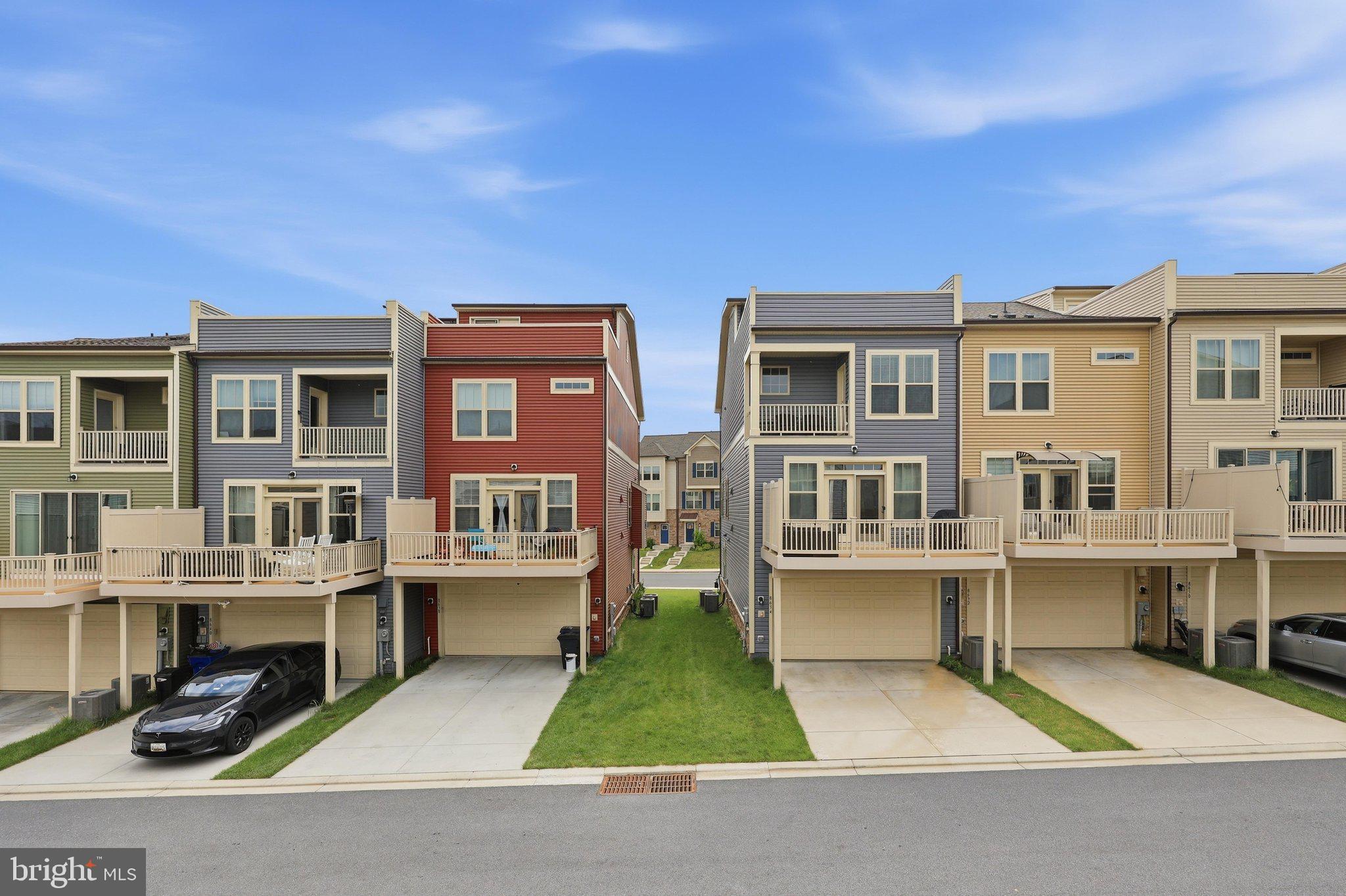 VILLAGES OF URBANA - Residential