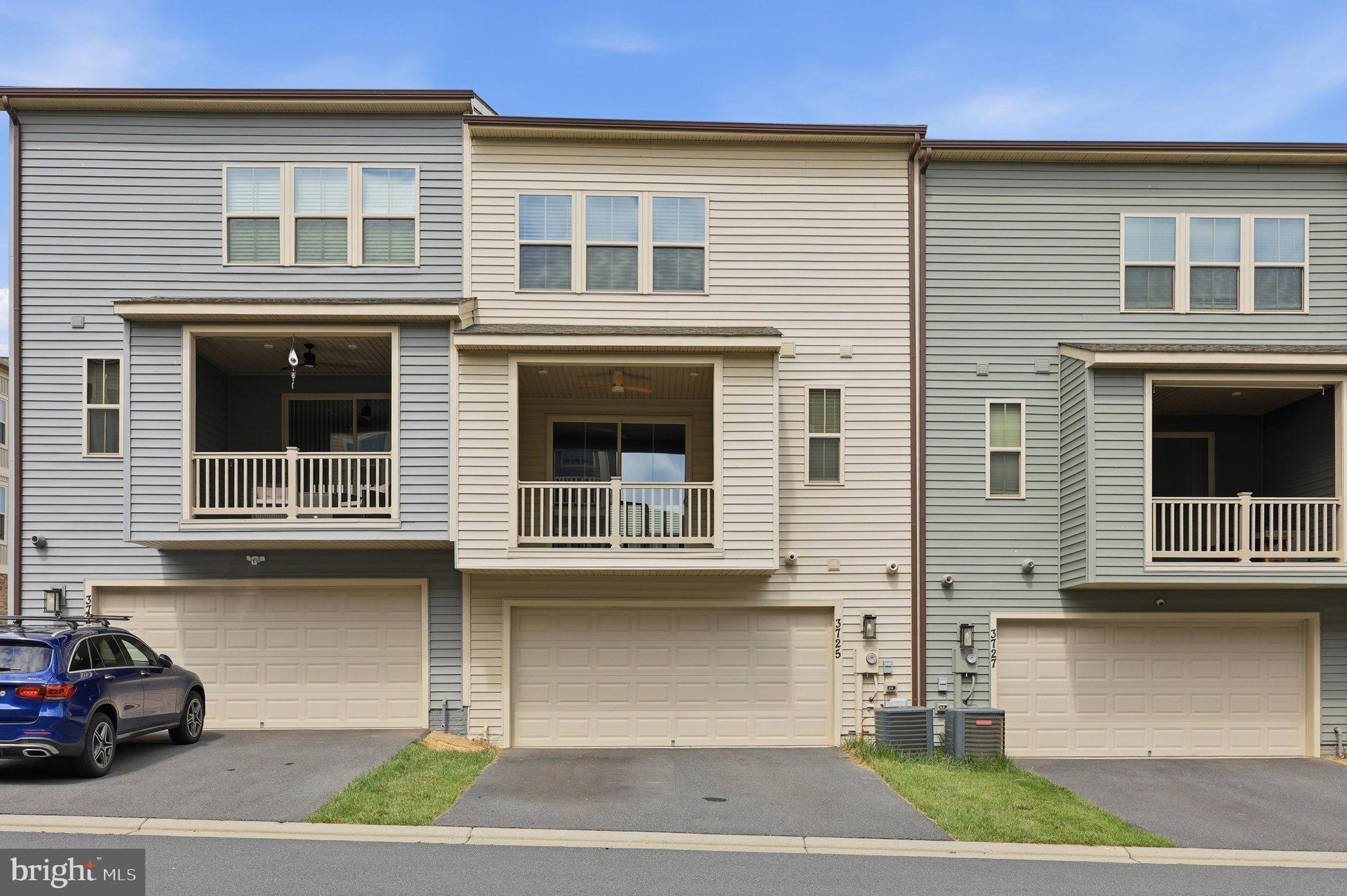 VILLAGES OF URBANA - Residential
