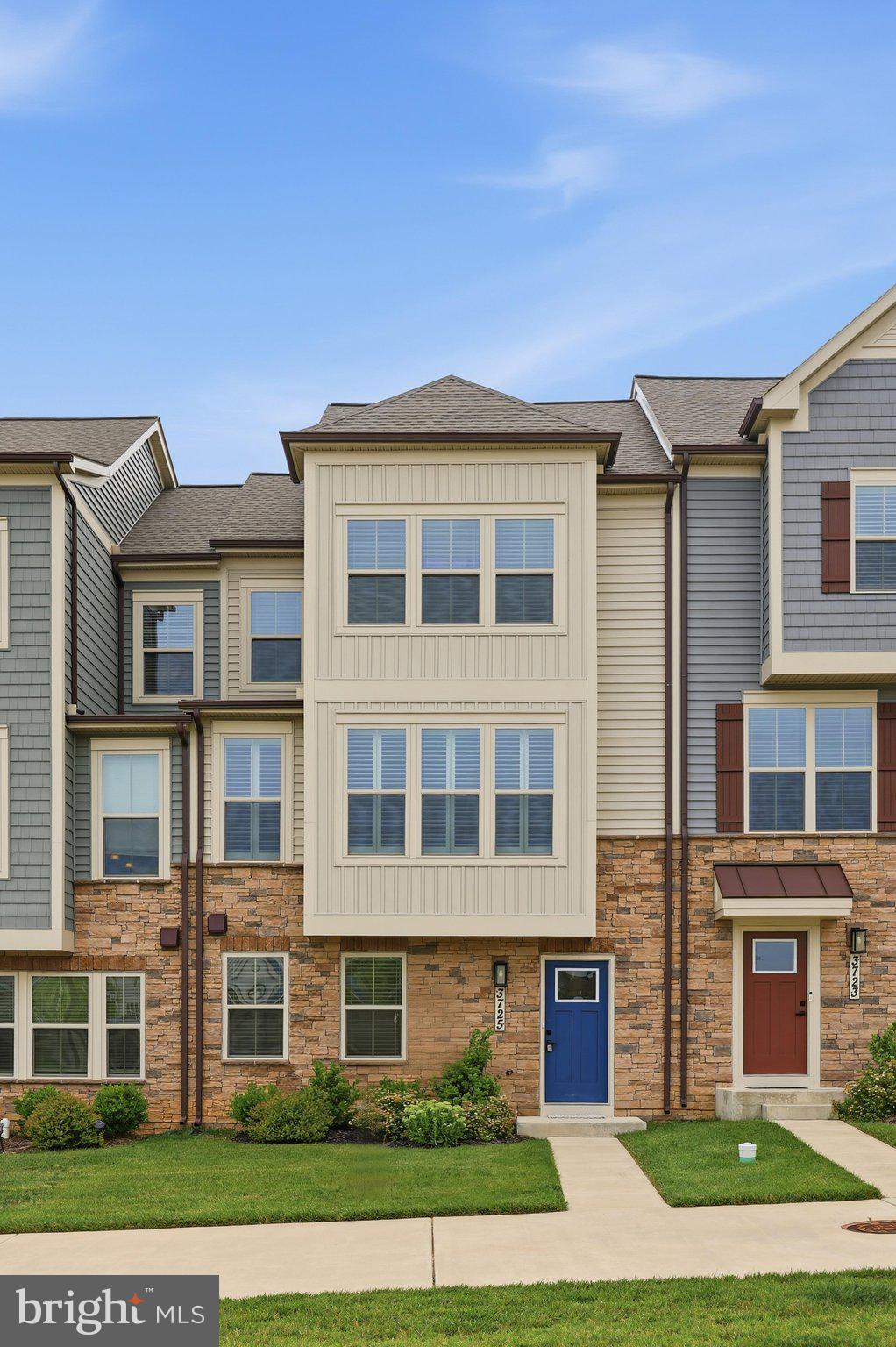 VILLAGES OF URBANA - Residential