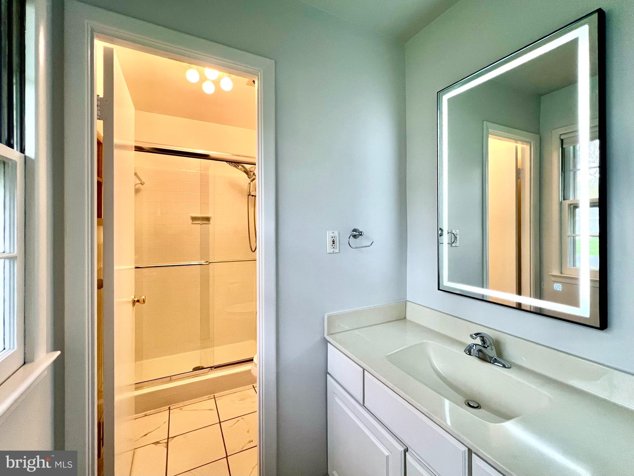 STONEGATE - Residential