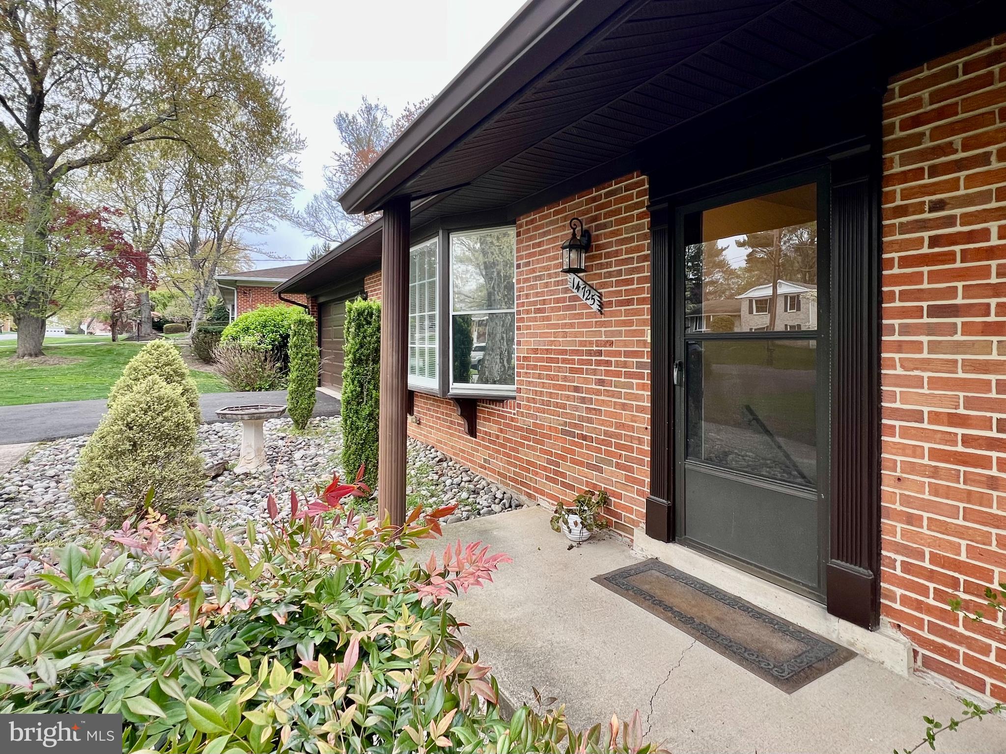 STONEGATE - Residential