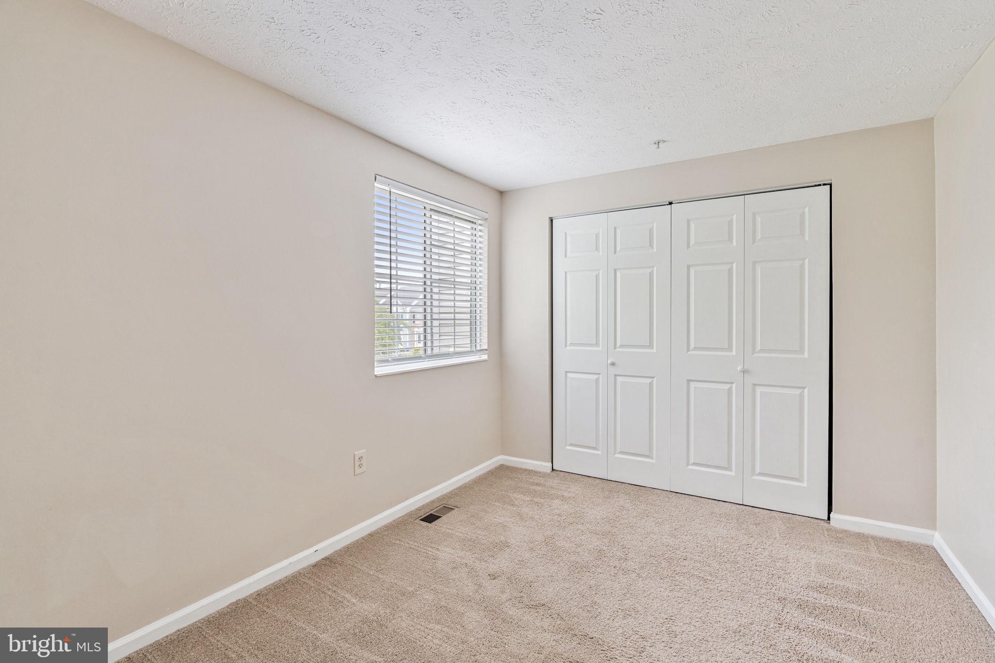 SADDLE CREEK - Residential