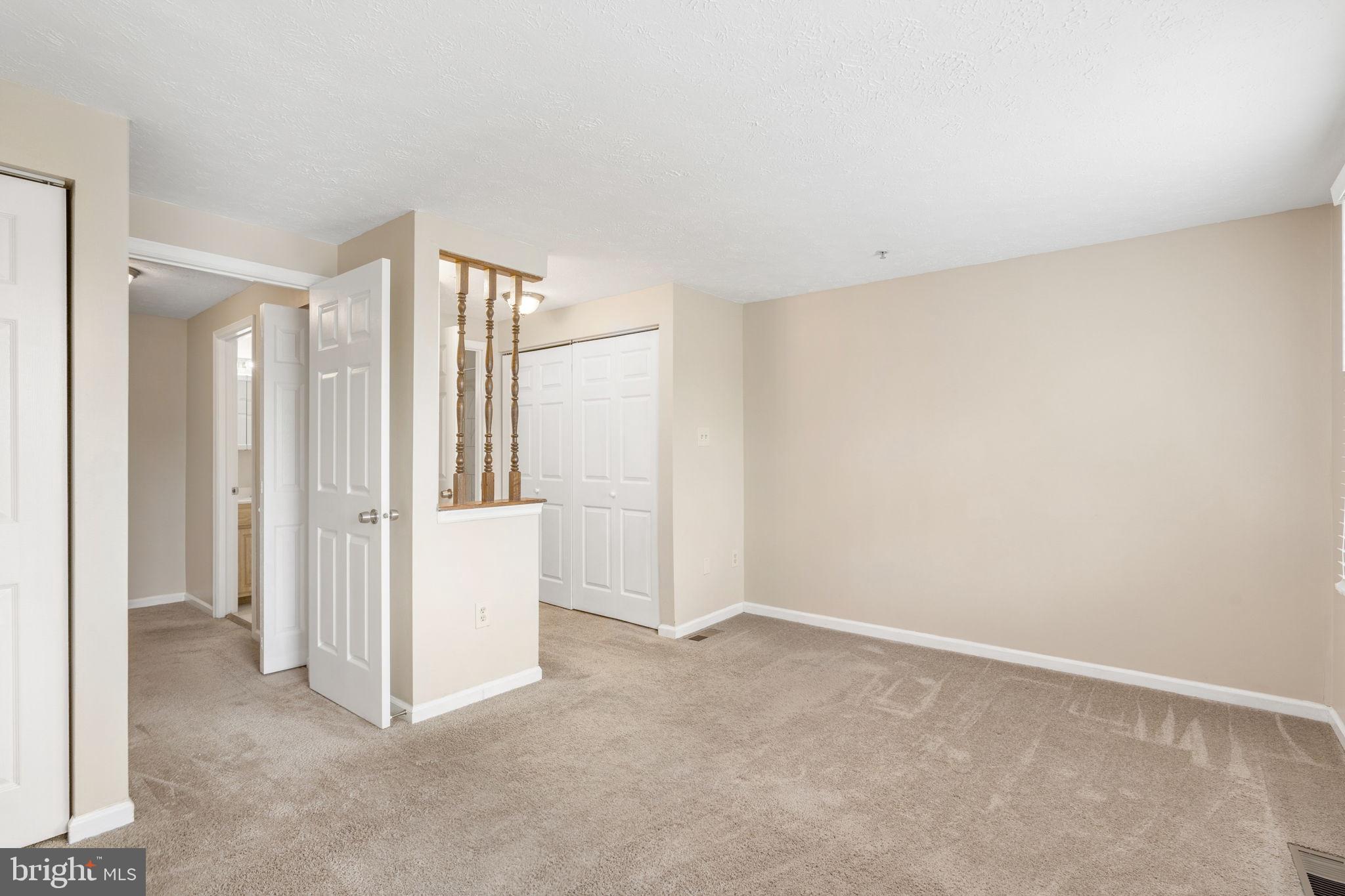 SADDLE CREEK - Residential