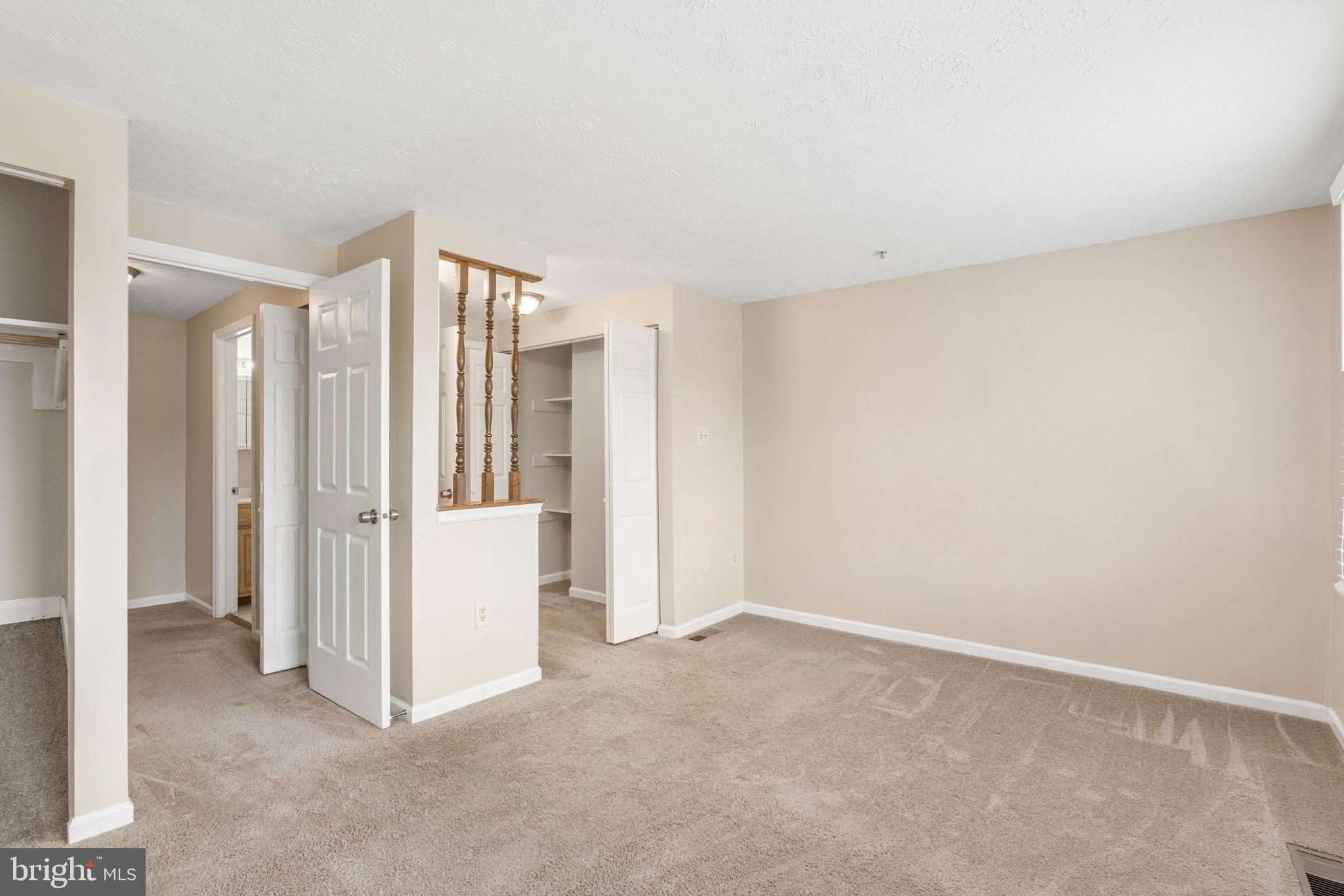 SADDLE CREEK - Residential