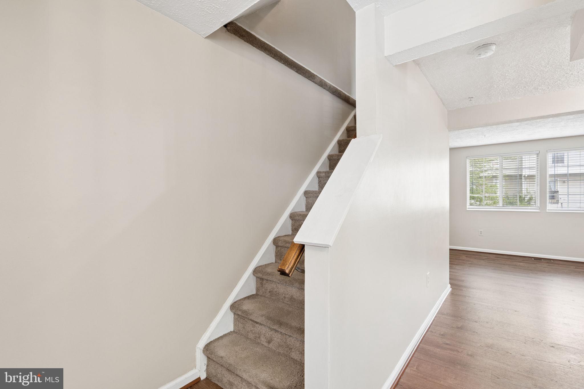 SADDLE CREEK - Residential