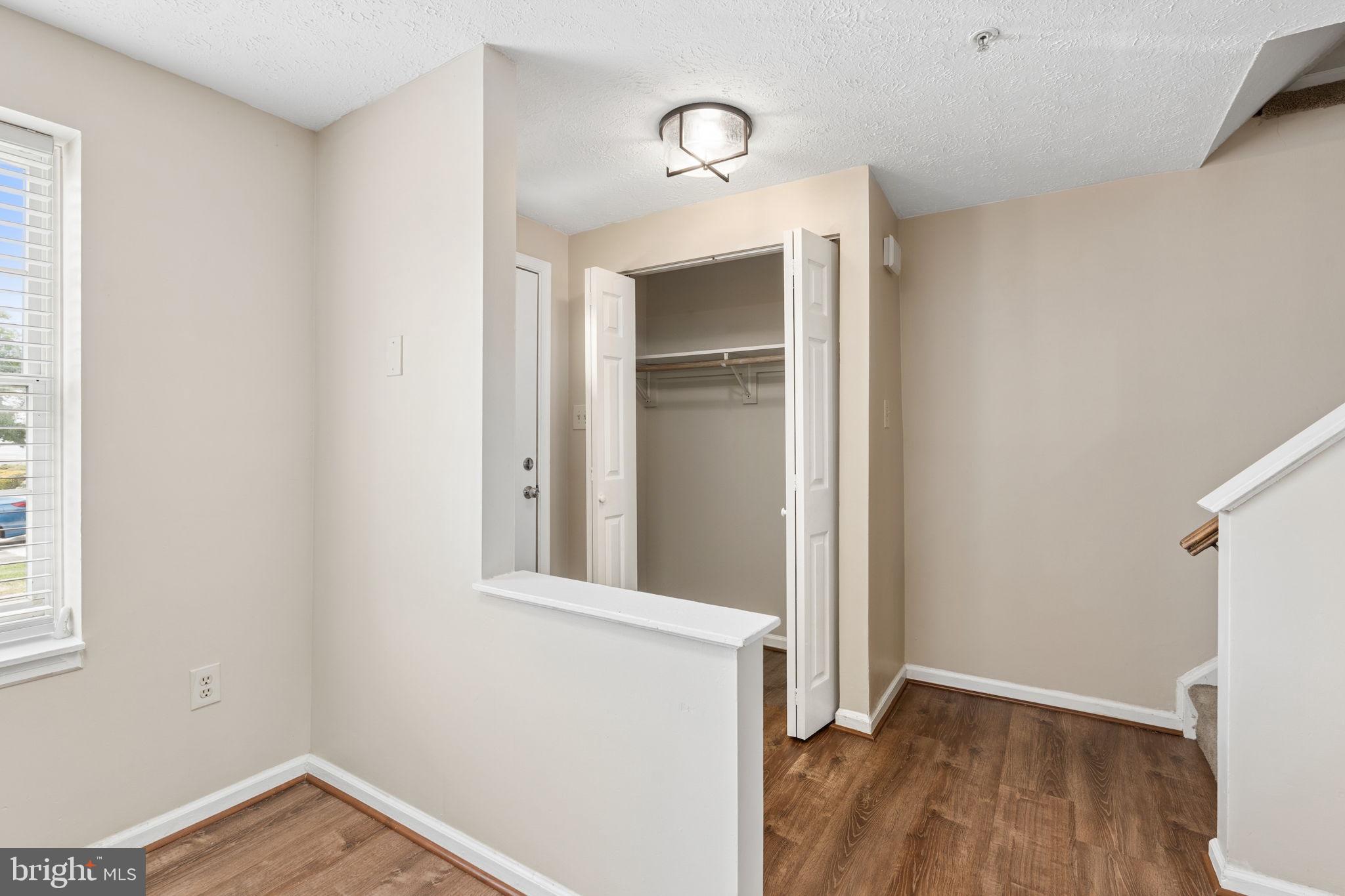 SADDLE CREEK - Residential
