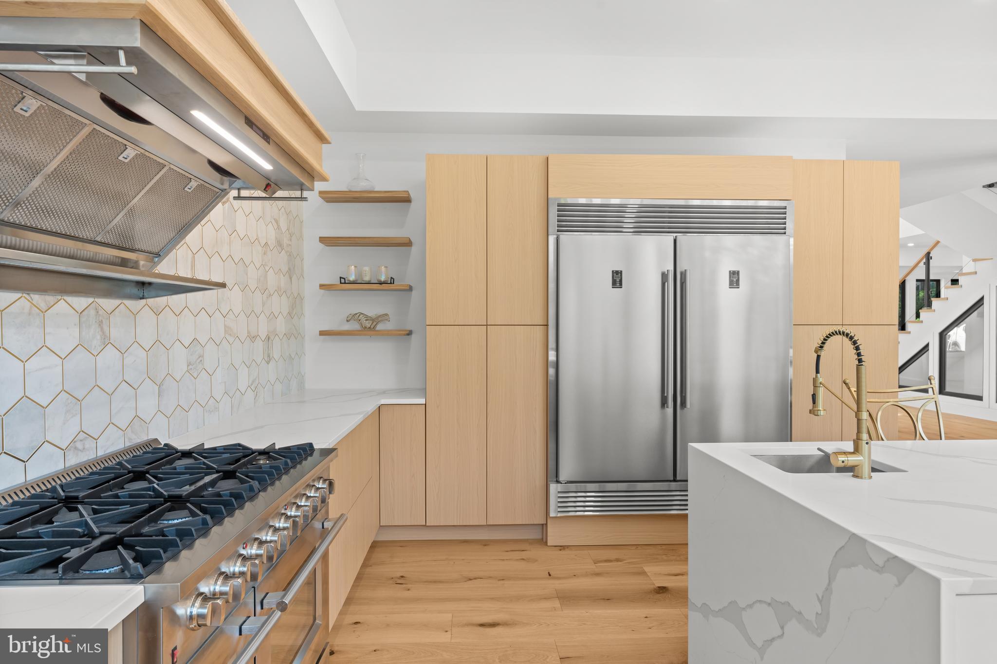 CHESTNUT HILL - Residential