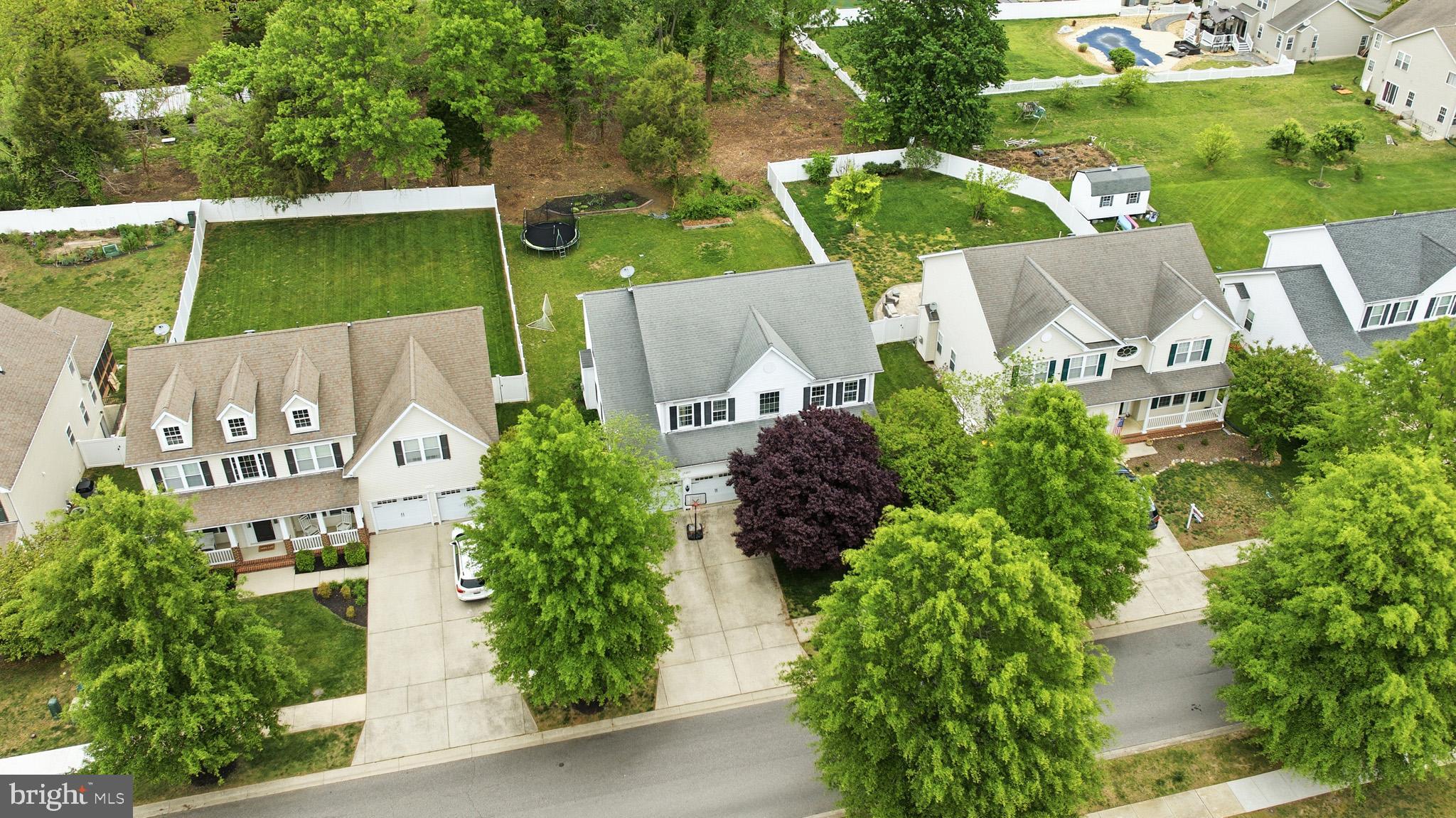 LEONARDS GRANT - Residential