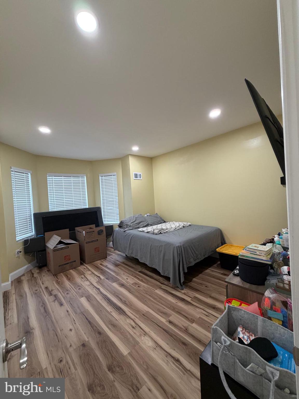 COBBS CREEK - Residential
