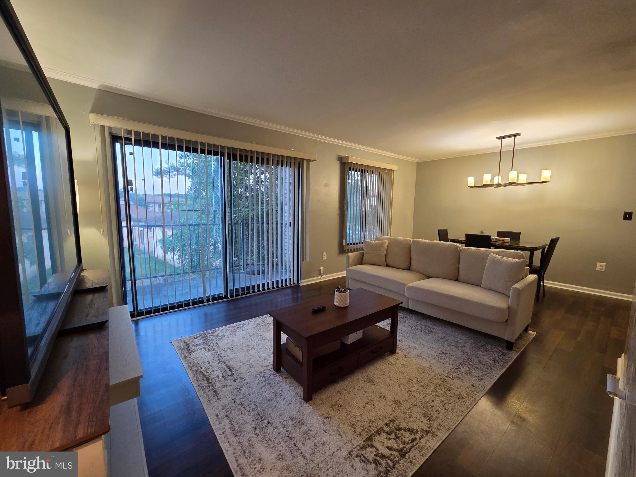HUNTING RIDGE - Residential