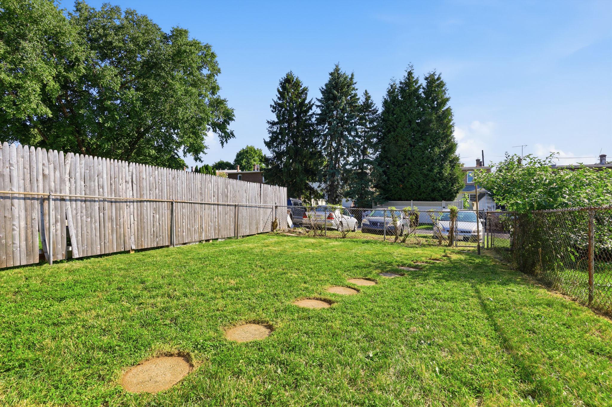 DOYLESTOWN BORO - Residential